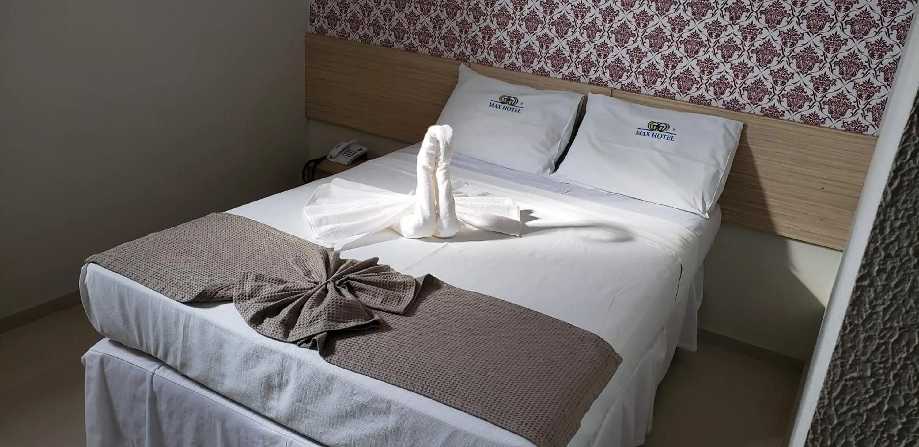 Photo of the whole room, Bed in Max Hotel Photo of the whole room, Bed in Max Hotel