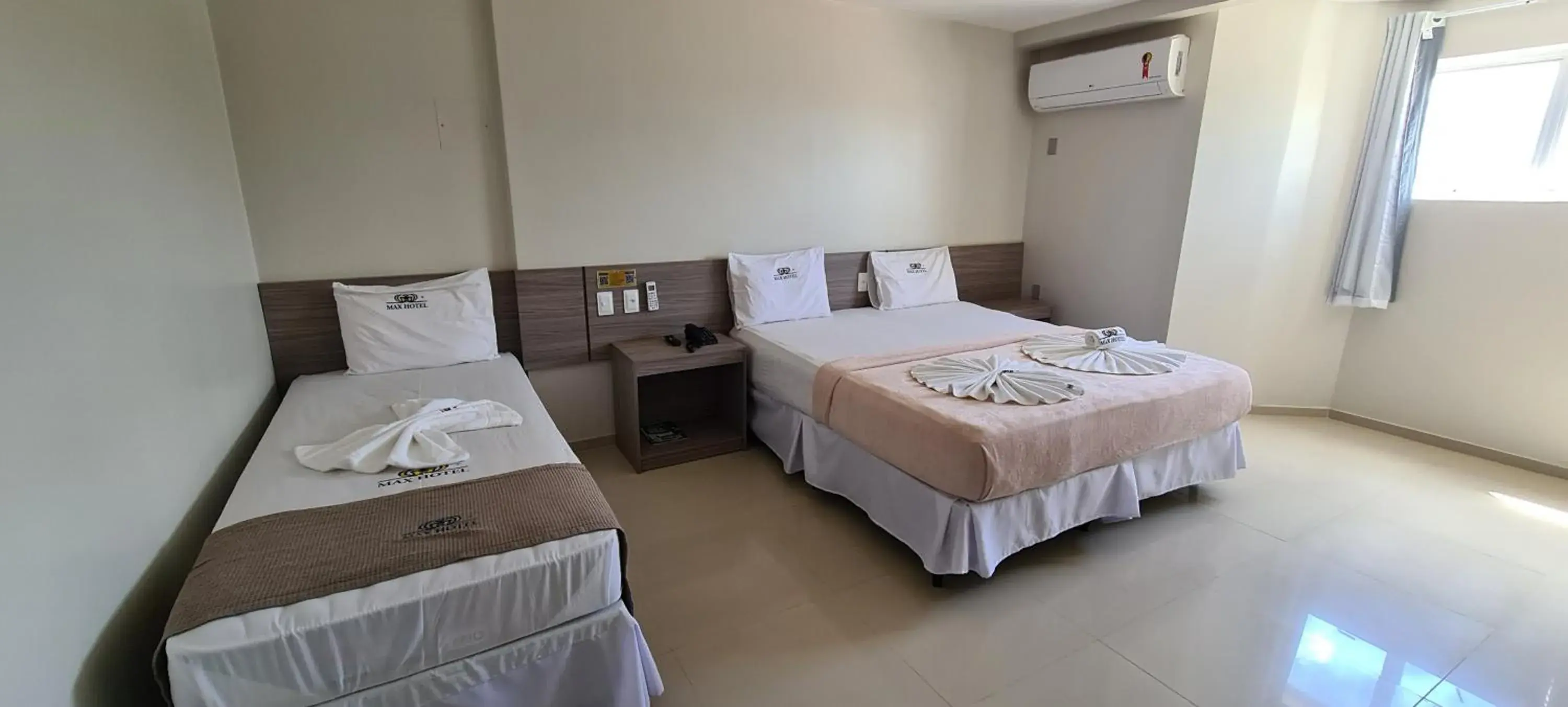 Bed in Max Hotel Bed in Max Hotel