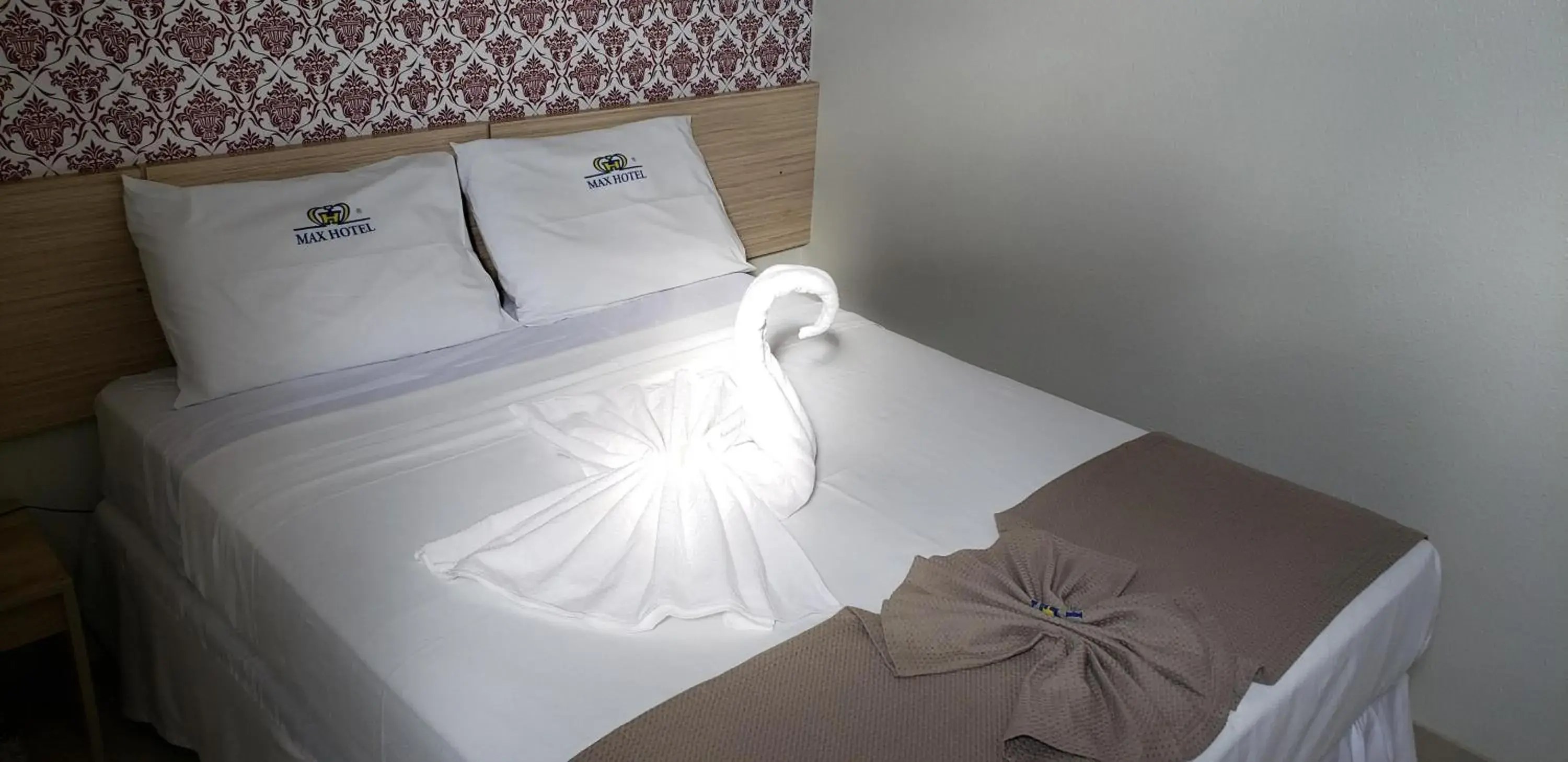 Photo of the whole room, Bed in Max Hotel Photo of the whole room, Bed in Max Hotel