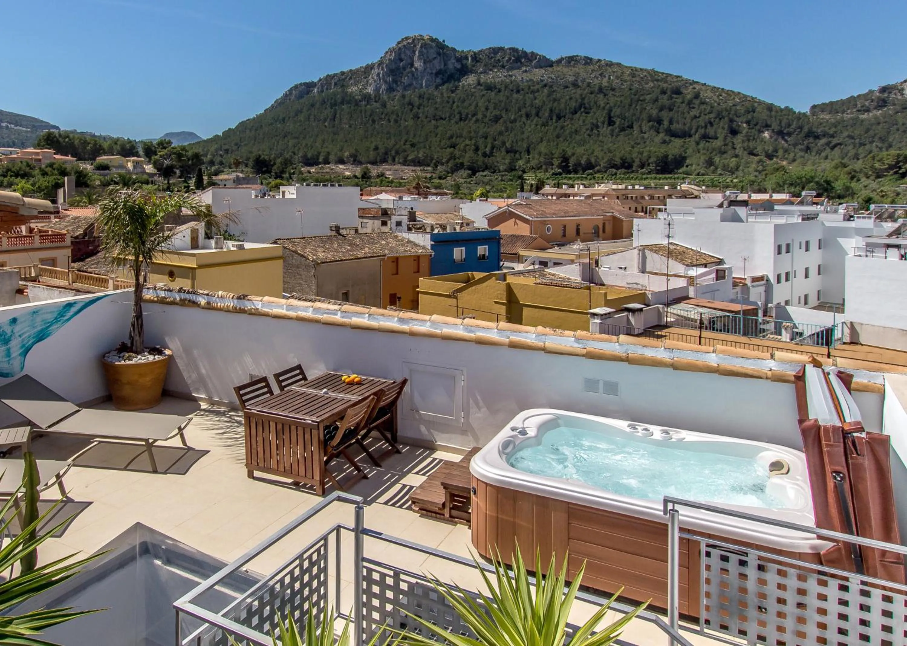 Property building in Mardenit Hotel Boutique