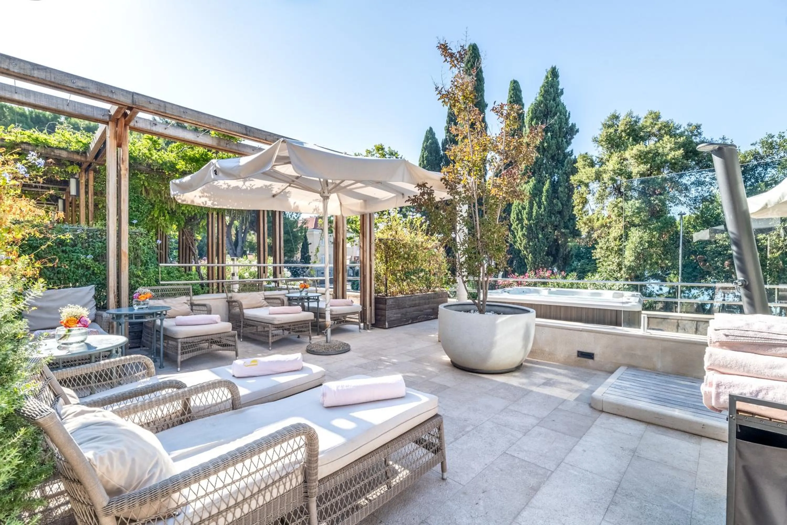 Pool view in Hotel Park Split