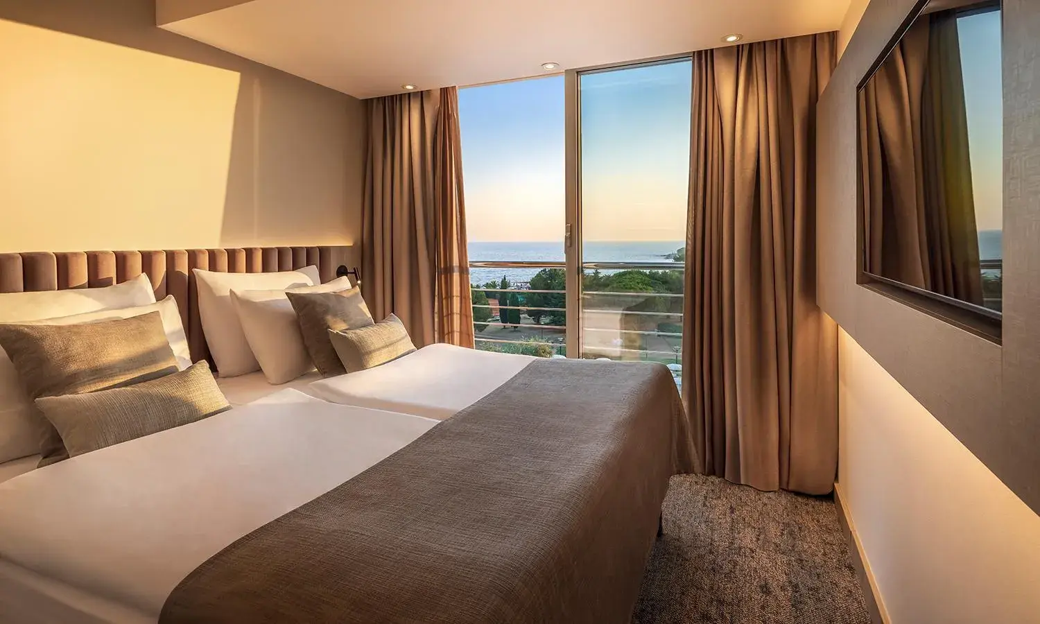 Bed in Aminess Vival Maestral Hotel Bed in Aminess Vival Maestral Hotel