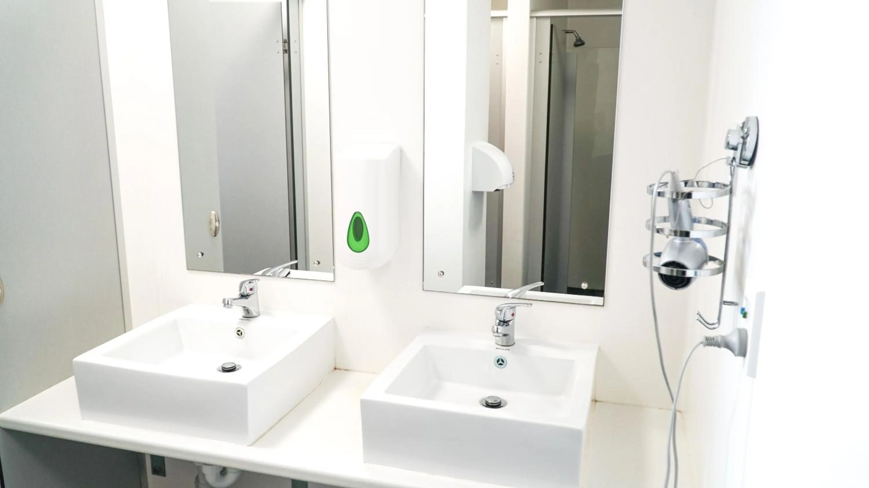 Bathroom in Frienz Backpacker