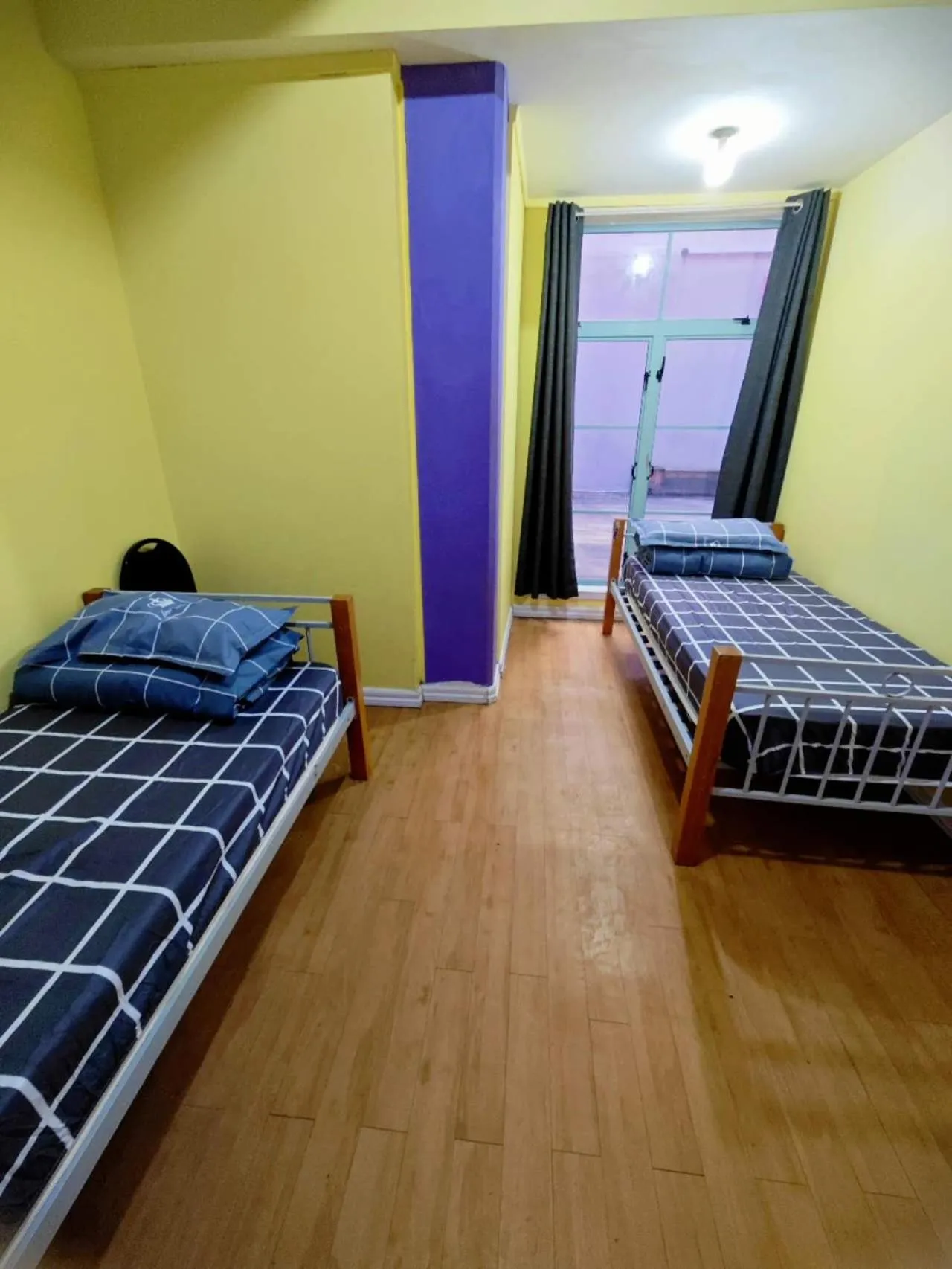 Photo of the whole room, Bed in Frienz Backpacker