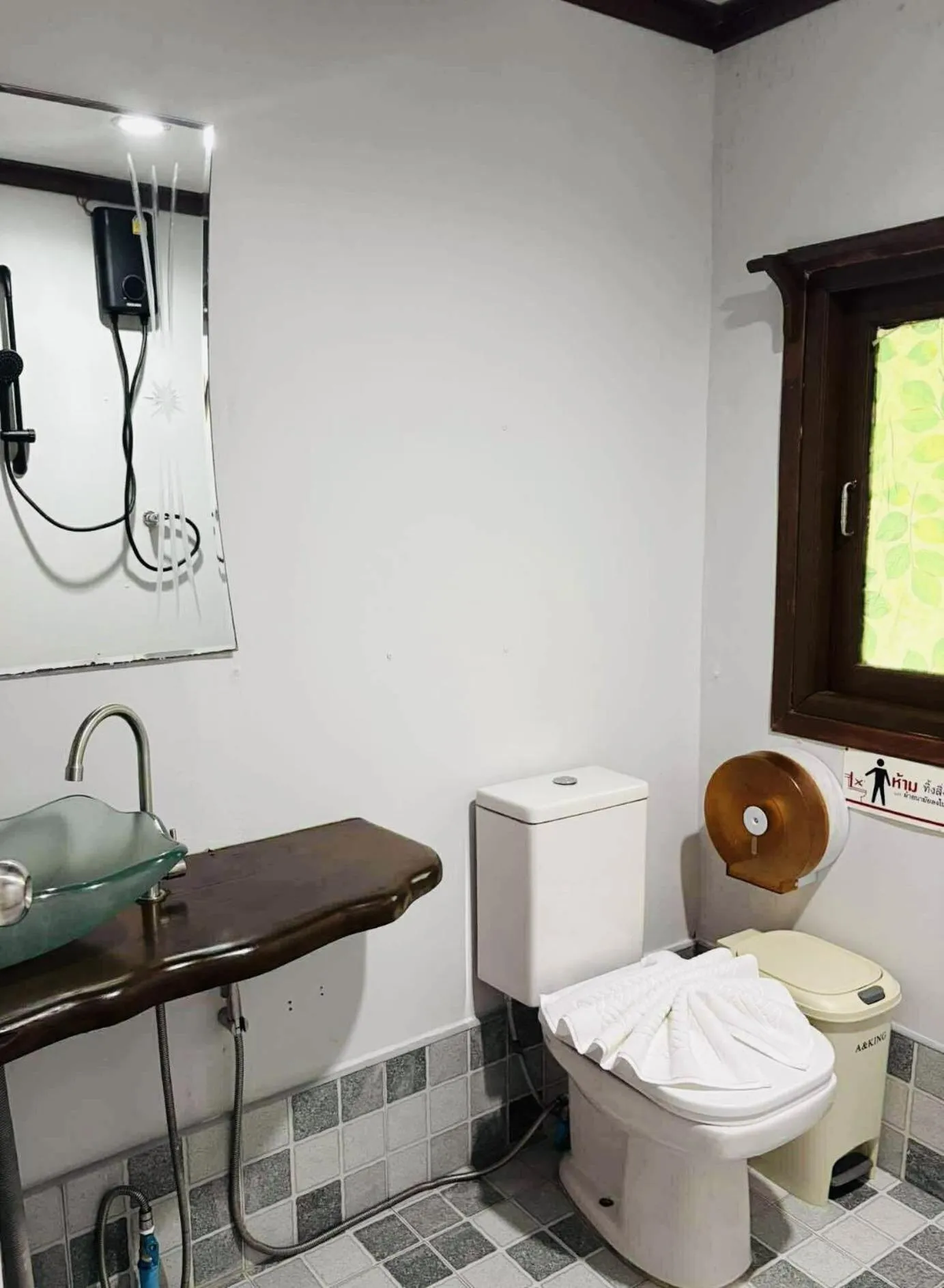 Toilet in Baan Khaosok Resort