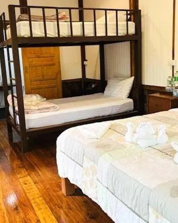 bunk bed, Bed in Baan Khaosok Resort