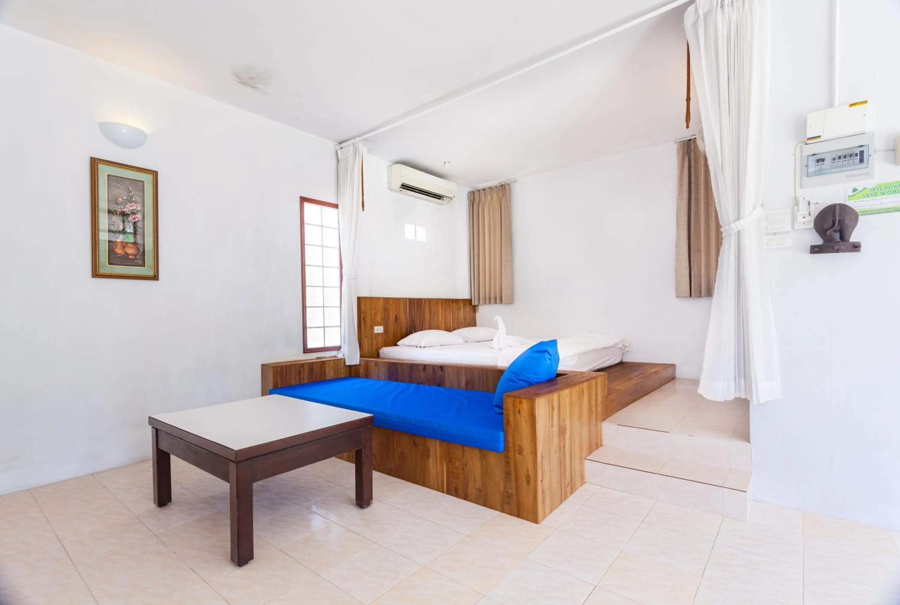 Bed in Nitchanan Villa