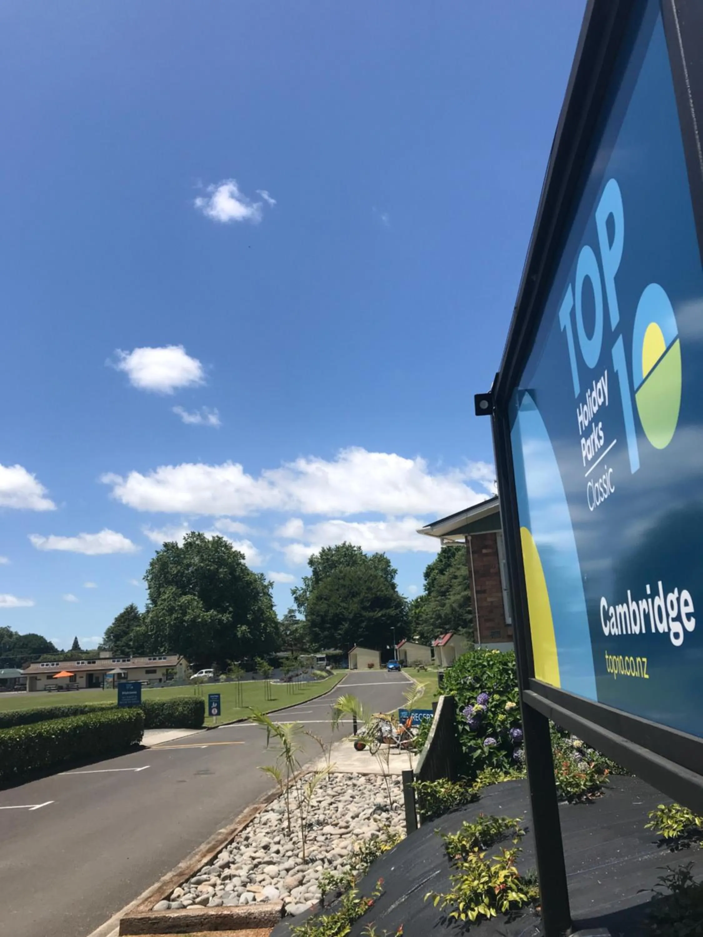 Street view in Cambridge Top 10 Holiday Park