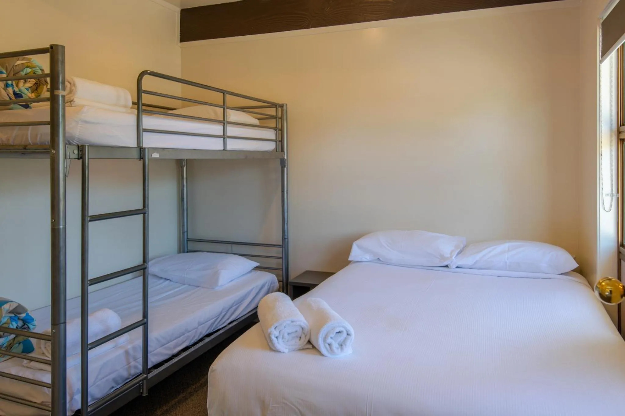 Bed in Cambridge Top 10 Holiday Park