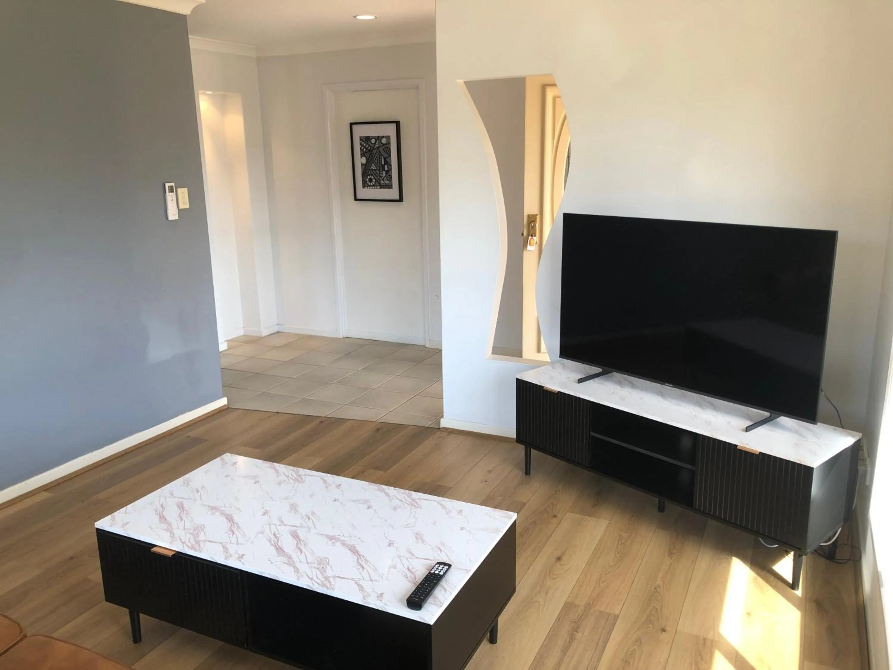 TV and multimedia in Western Heritage Motor Inn