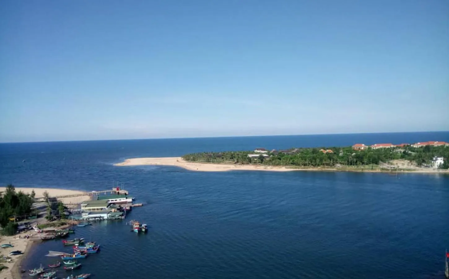 Natural landscape in Anh Linh 2 Hotel