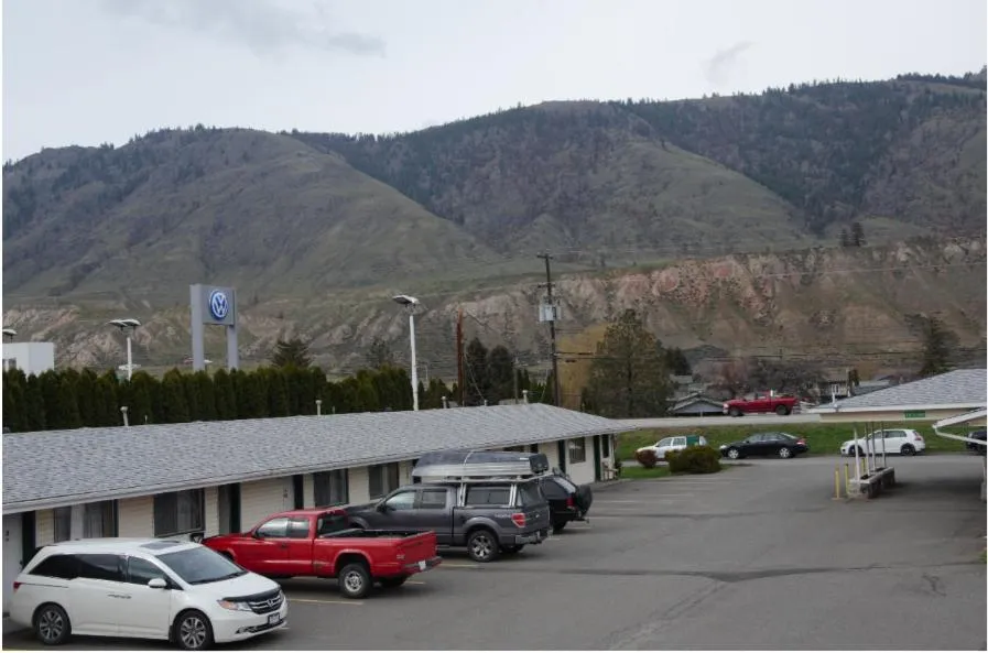 Day in Trans Canada Motel