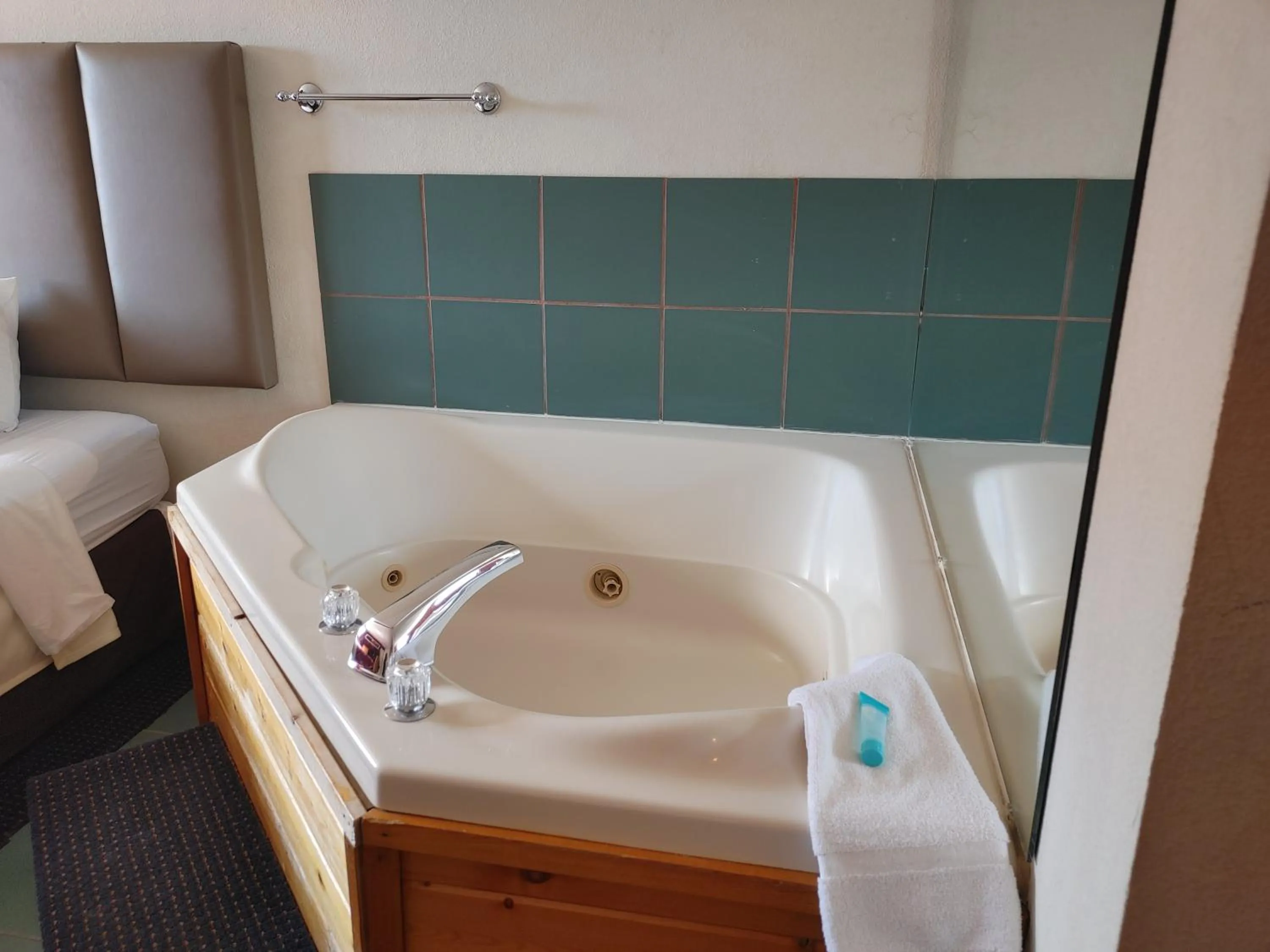 Bed in Hotel Pigeon Forge