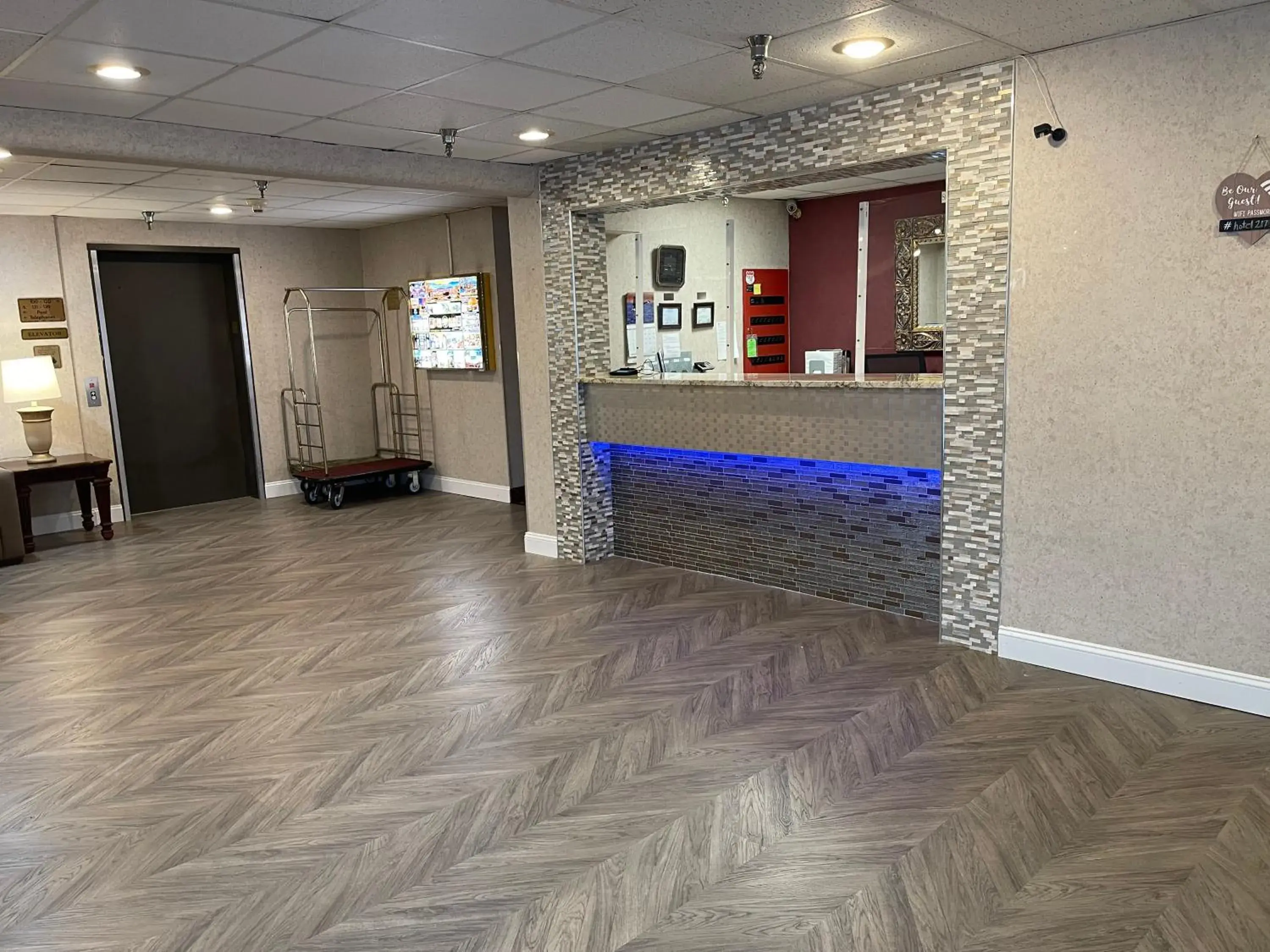 Lobby or reception in Hotel Pigeon Forge Lobby or reception in Hotel Pigeon Forge