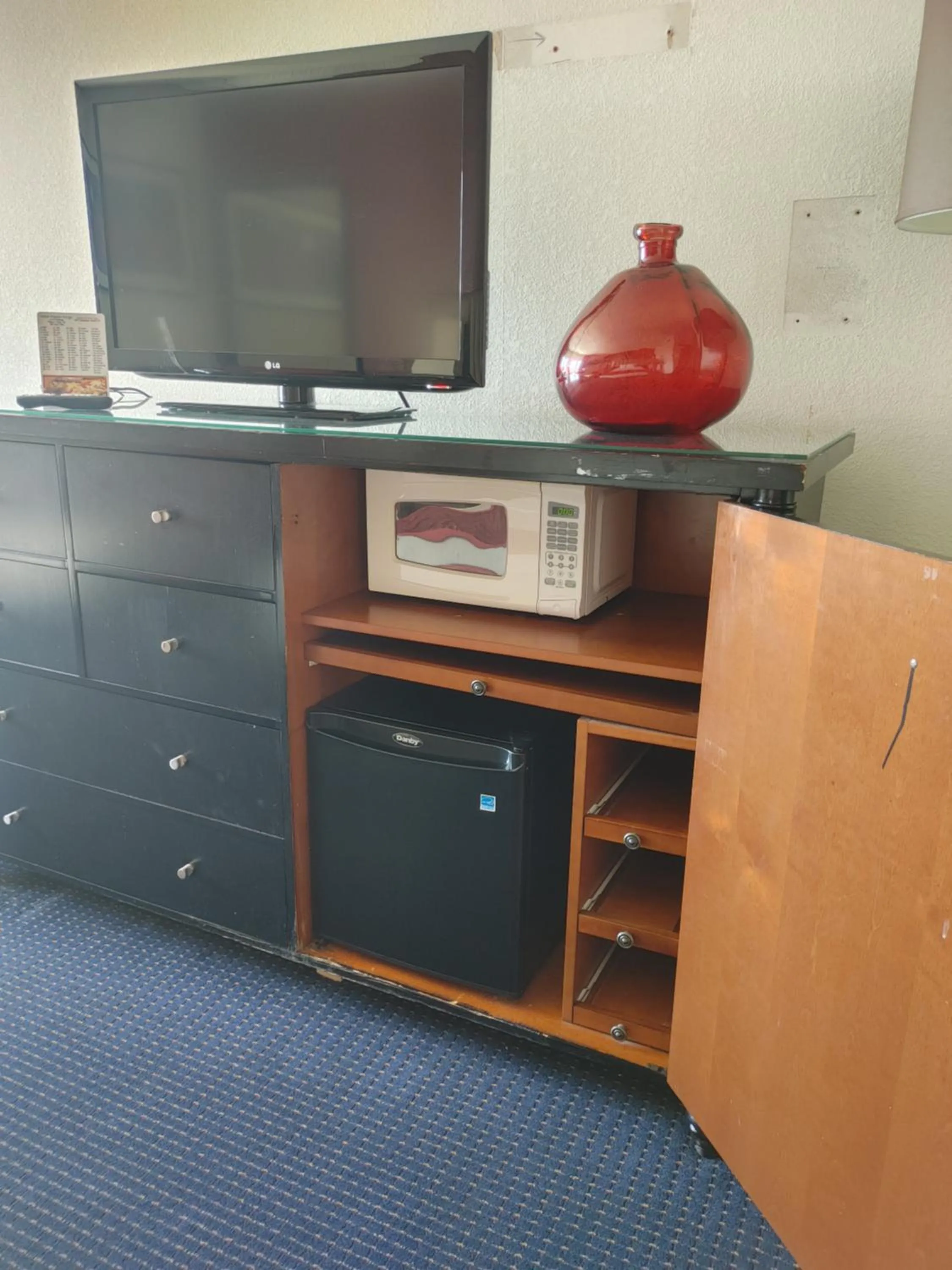 TV and multimedia in Hotel Pigeon Forge