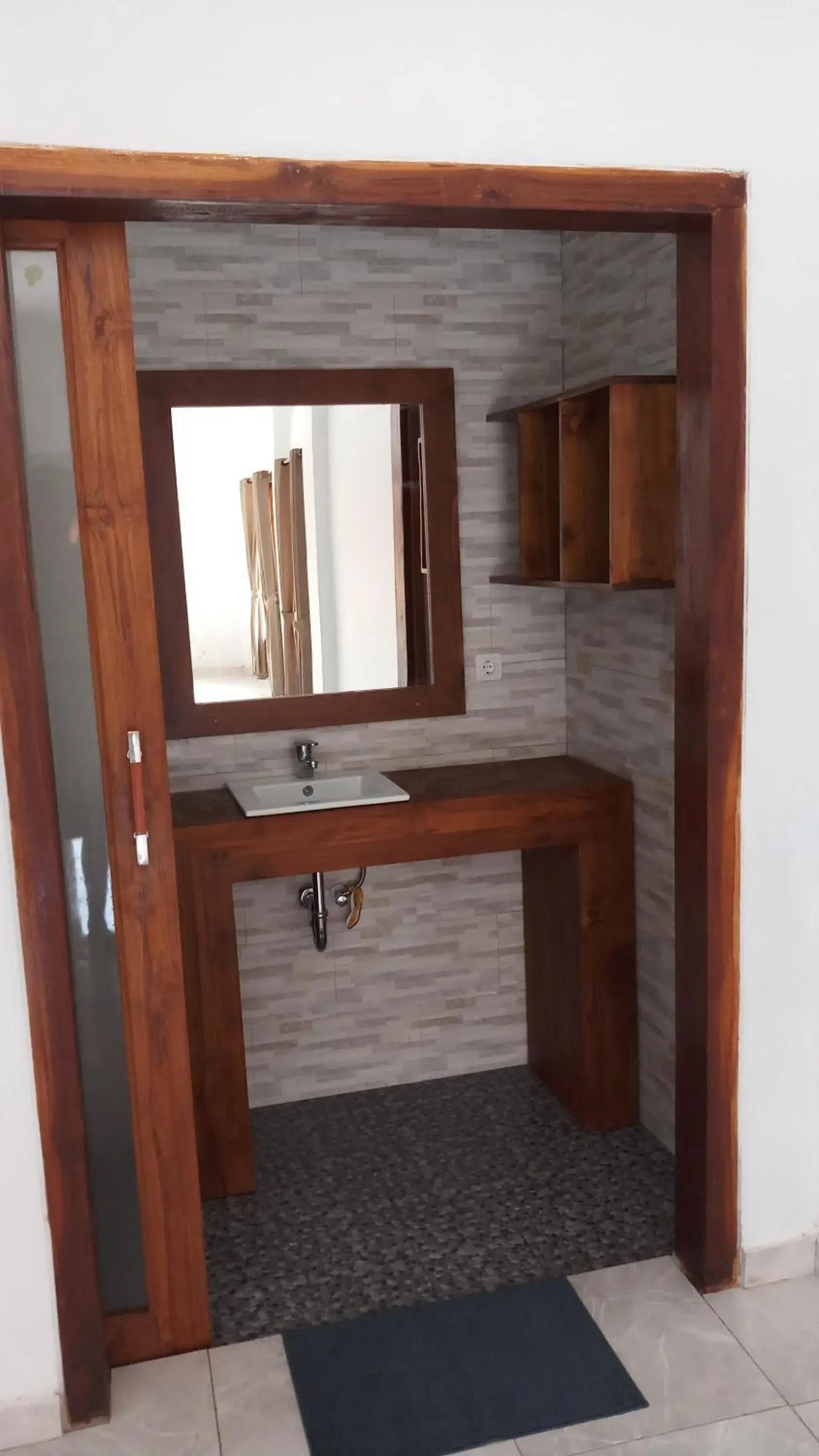 Family Room - single occupancy in Medewi Beach Inn Family Room - single occupancy in Medewi Beach Inn