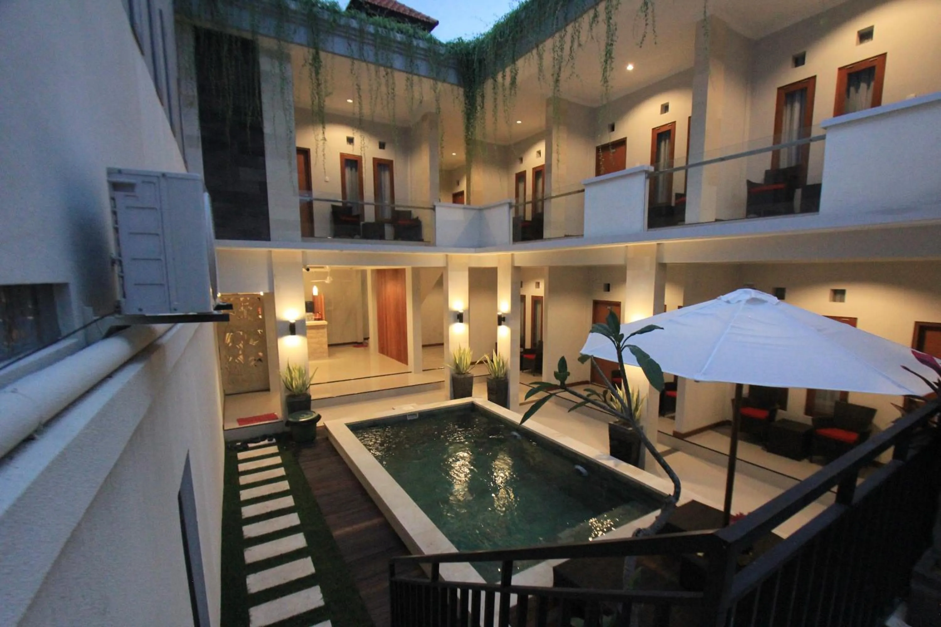 Property building in Tom Guest House