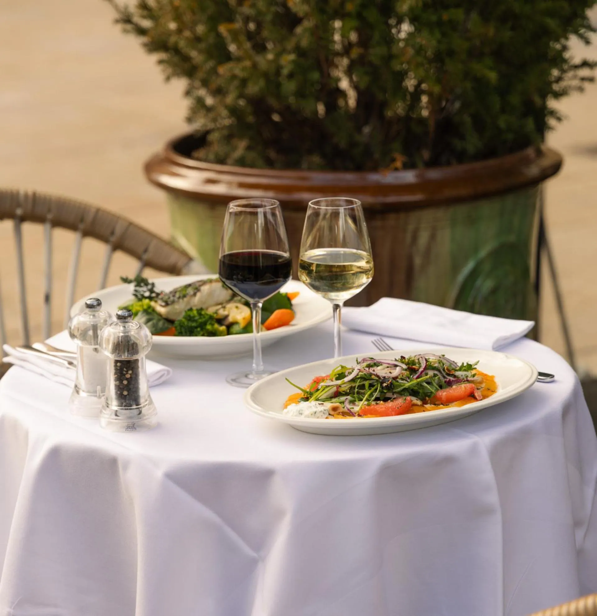 Restaurant/places to eat in Negrecoste Hôtel & Spa