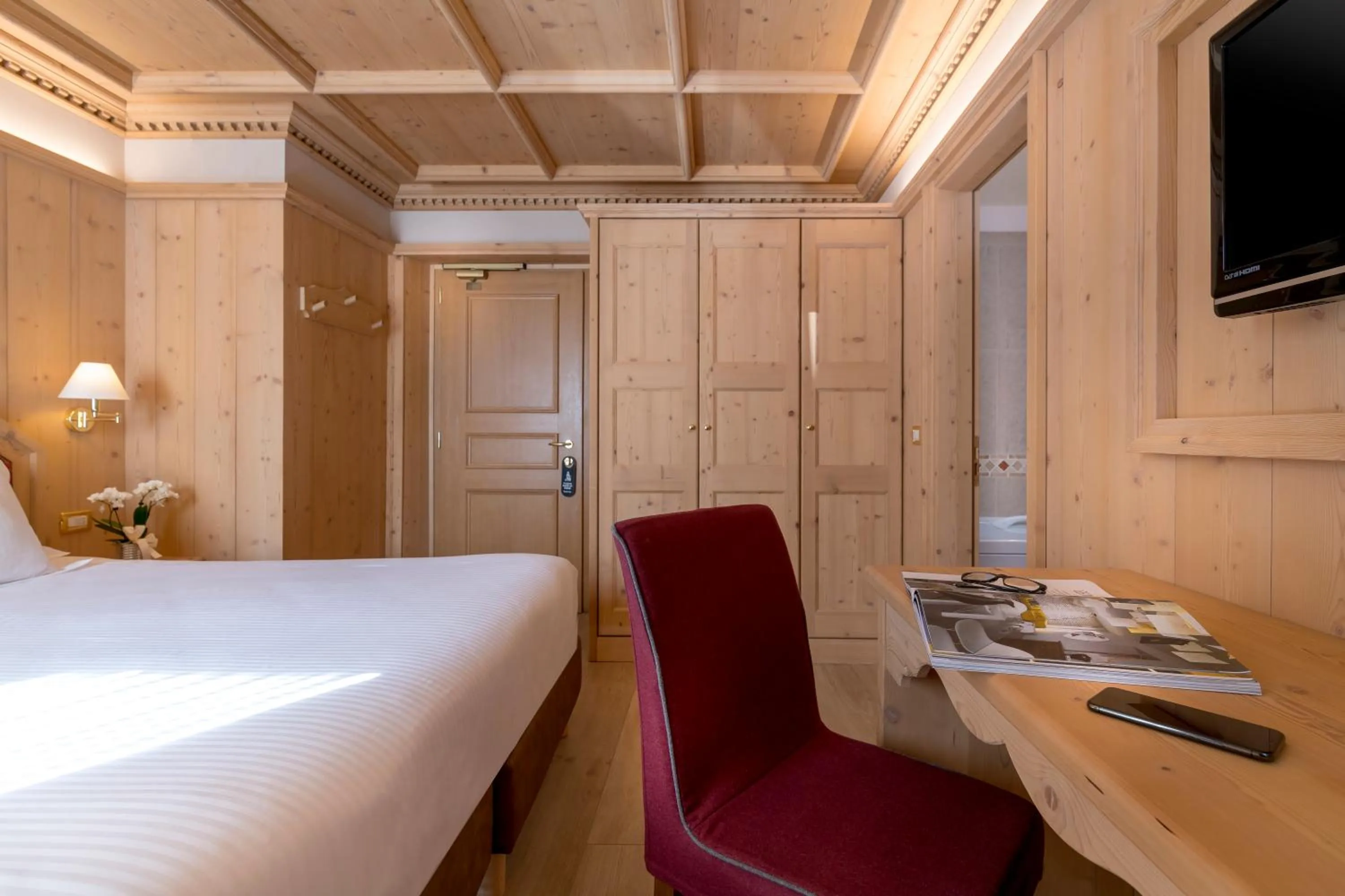 TV and multimedia, Bed in Hotel San Lorenzo