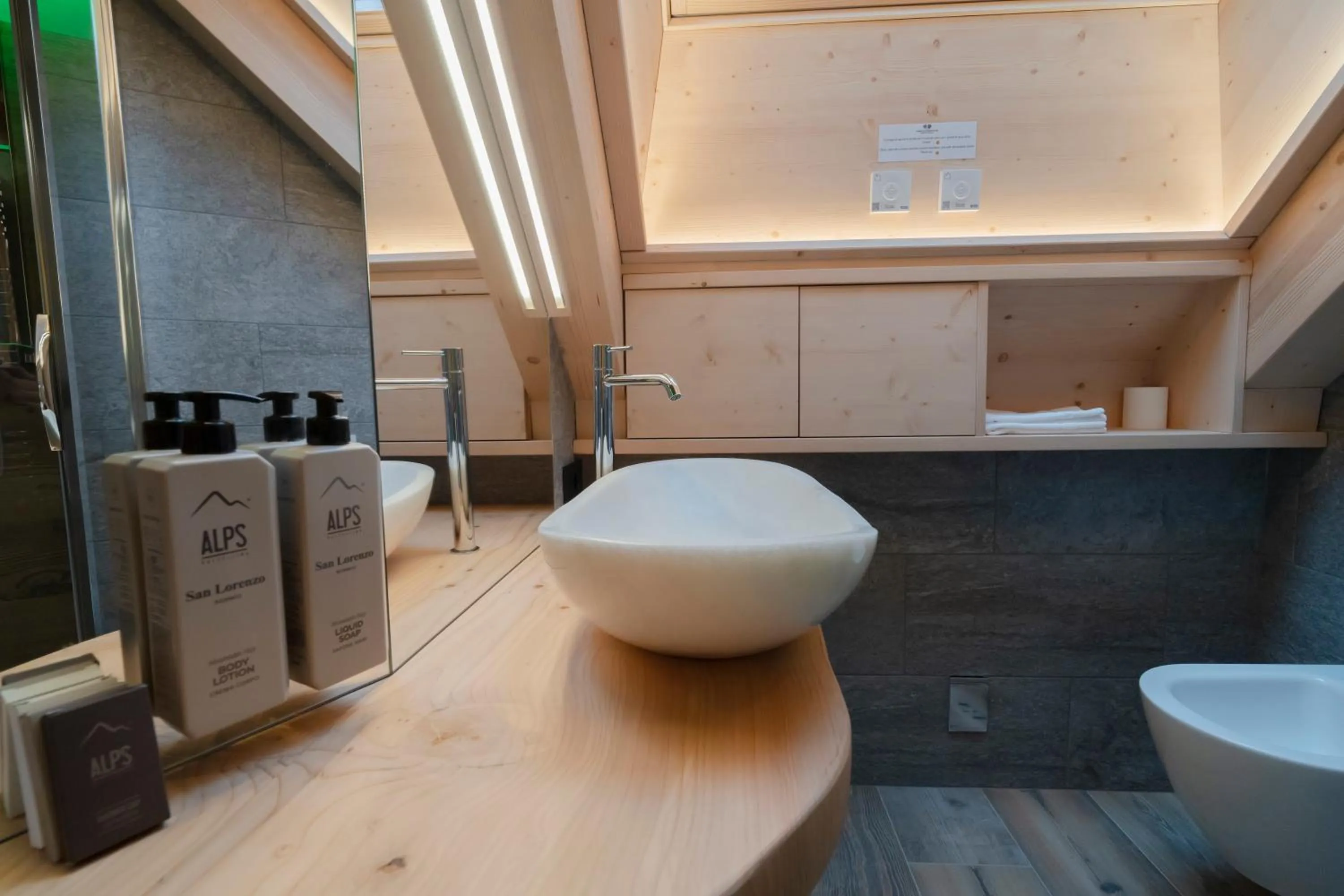 Bathroom in Hotel San Lorenzo