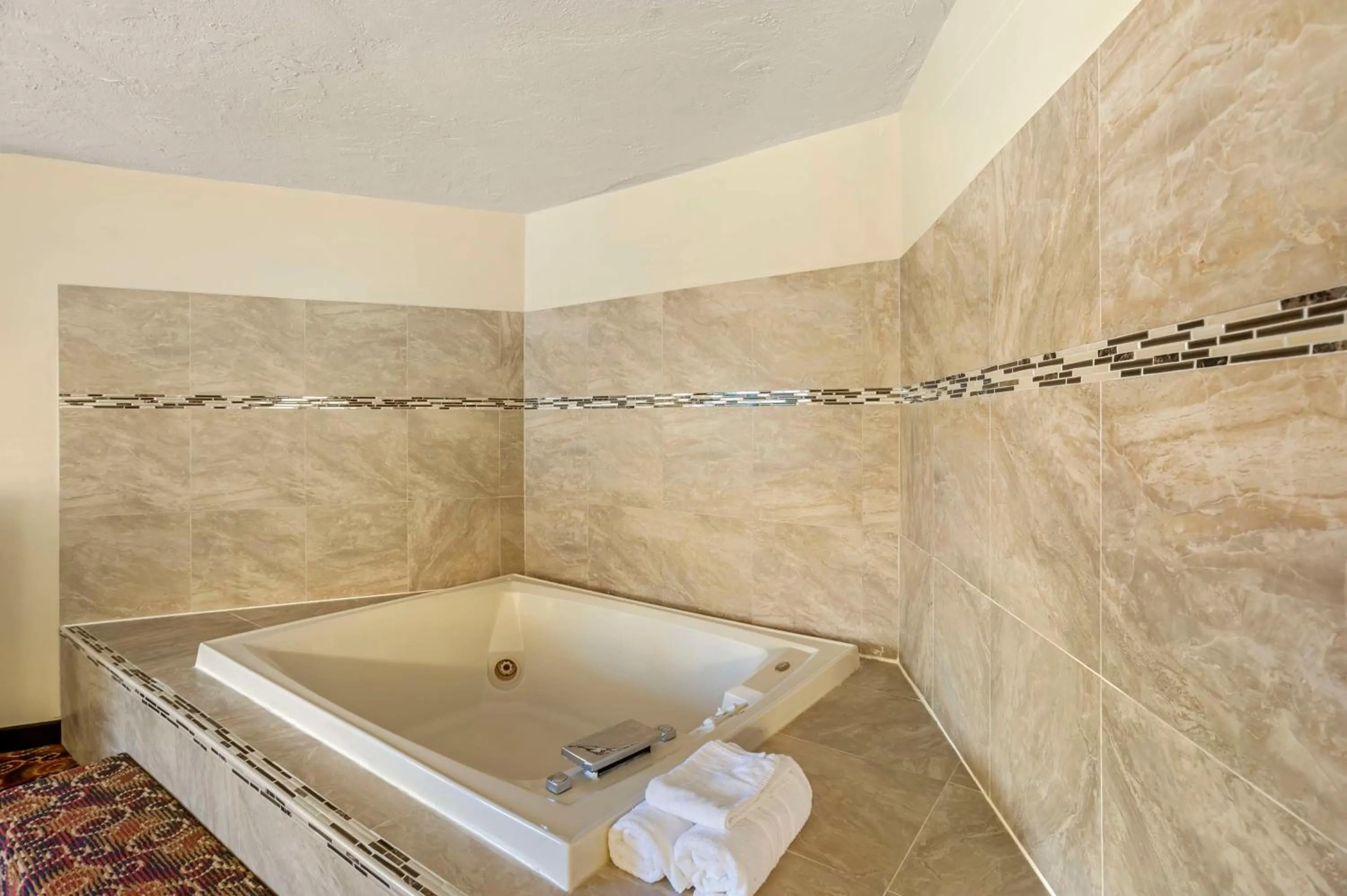 Bedroom in Best Western Monticello