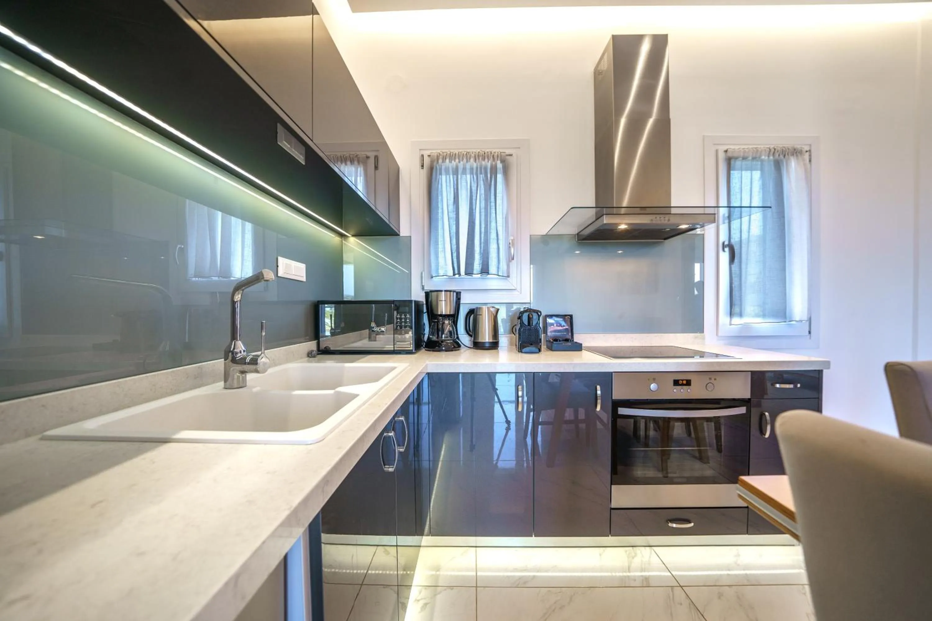 kitchen in Elysian Suites