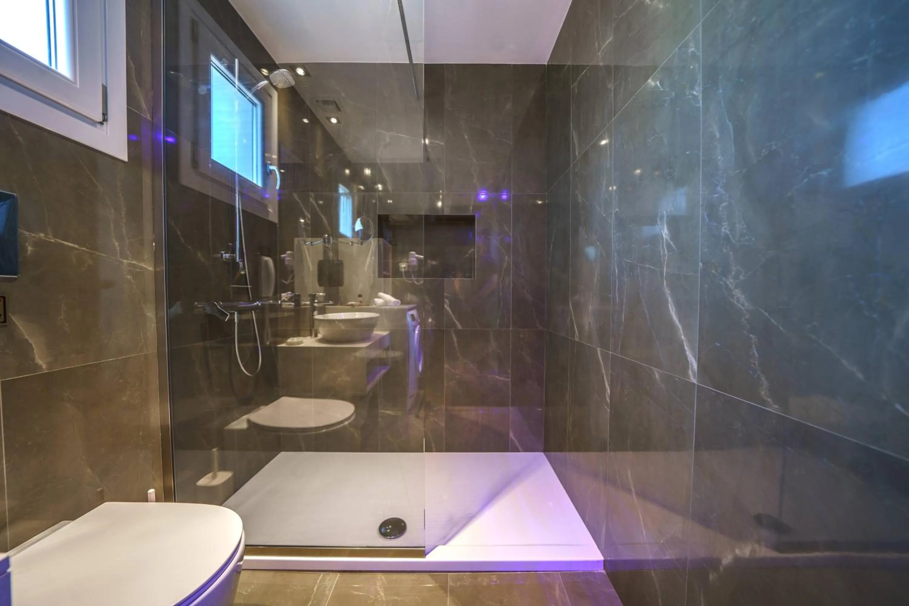 Bathroom in Elysian Suites