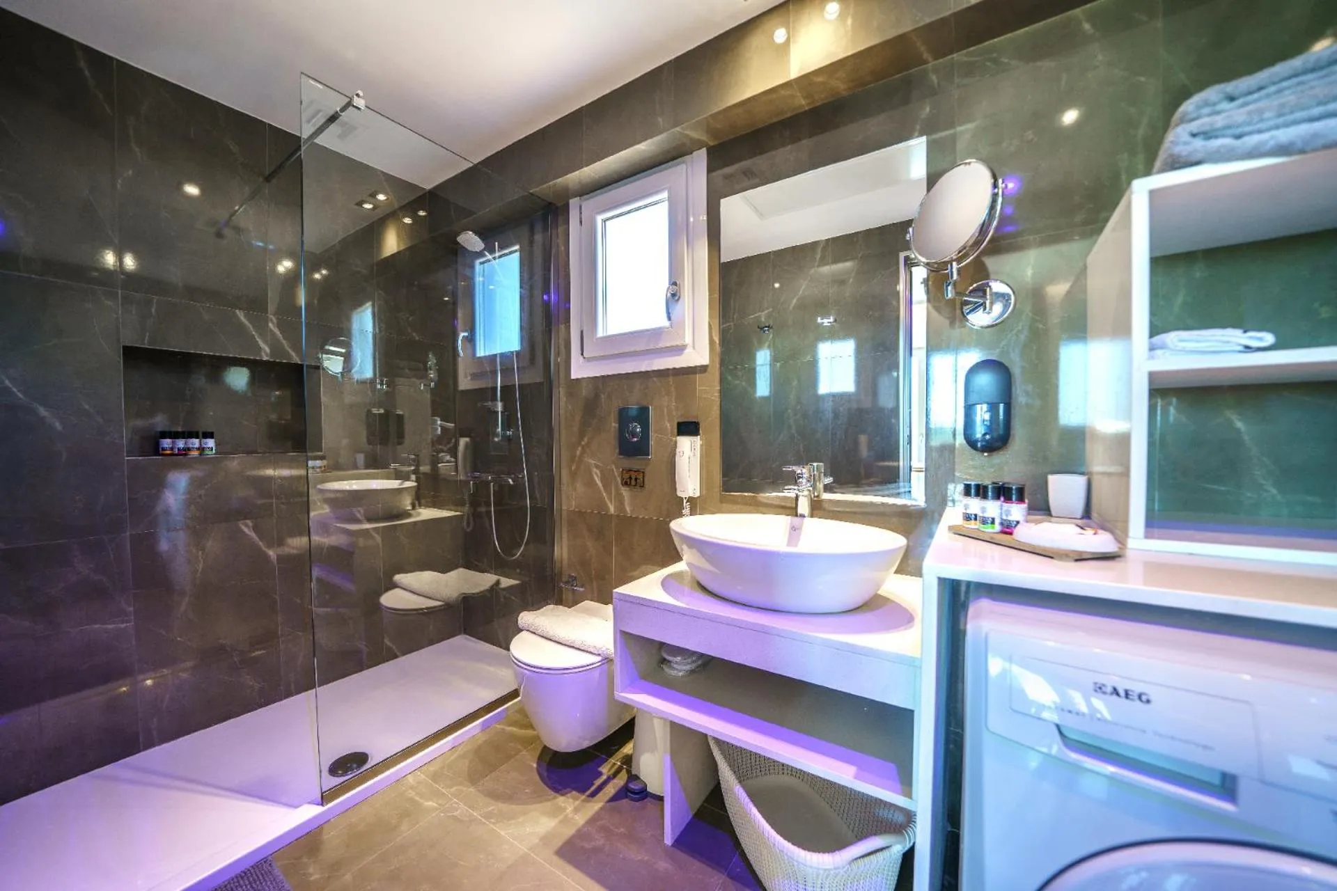 Bathroom in Elysian Suites