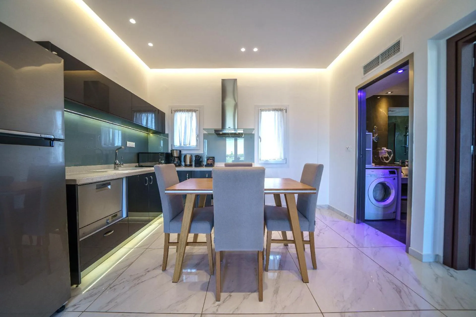 Kitchen or kitchenette in Elysian Suites