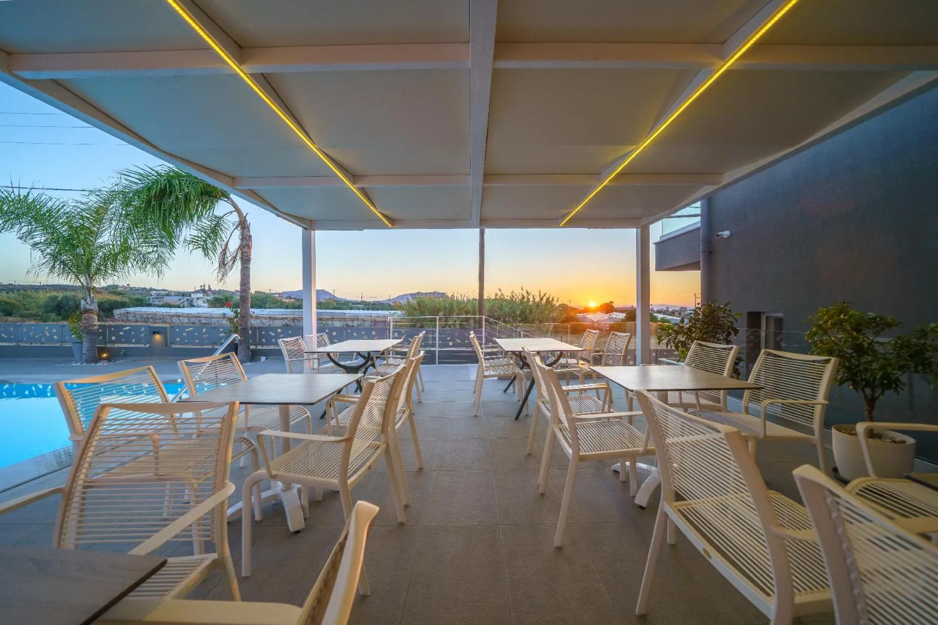 Lounge or bar in Elysian Suites