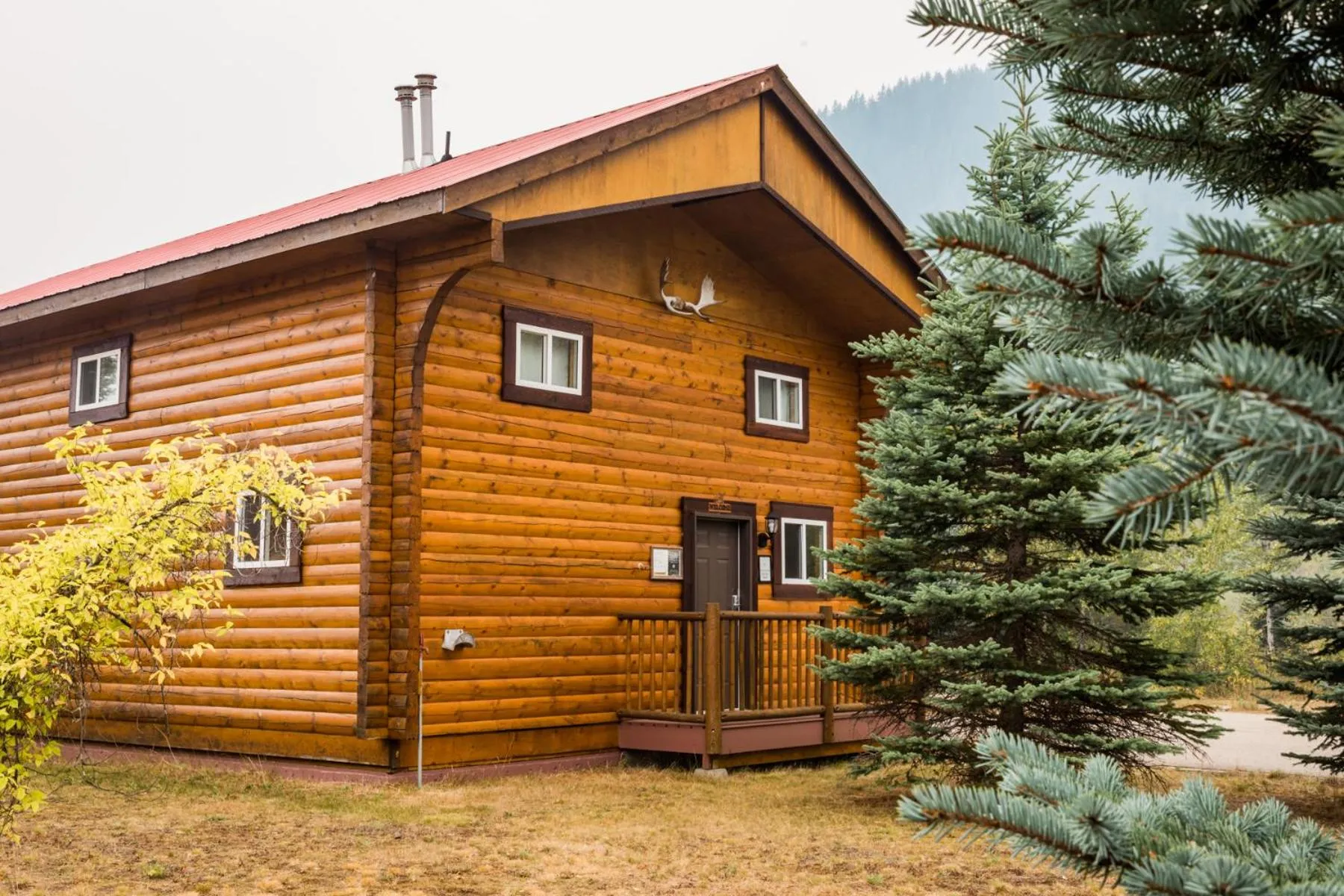 Glacier House Hotel & Resort