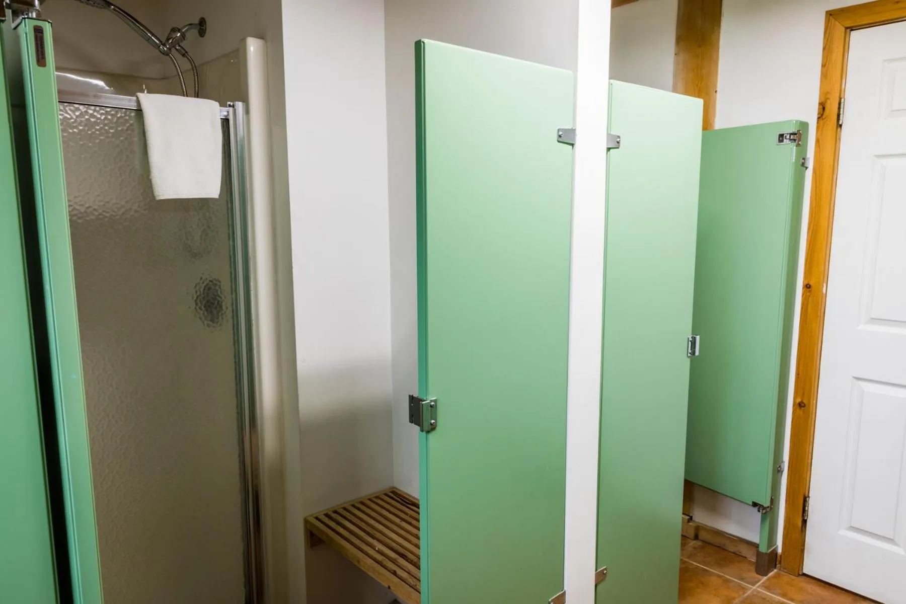 Glacier House Hotel & Resort