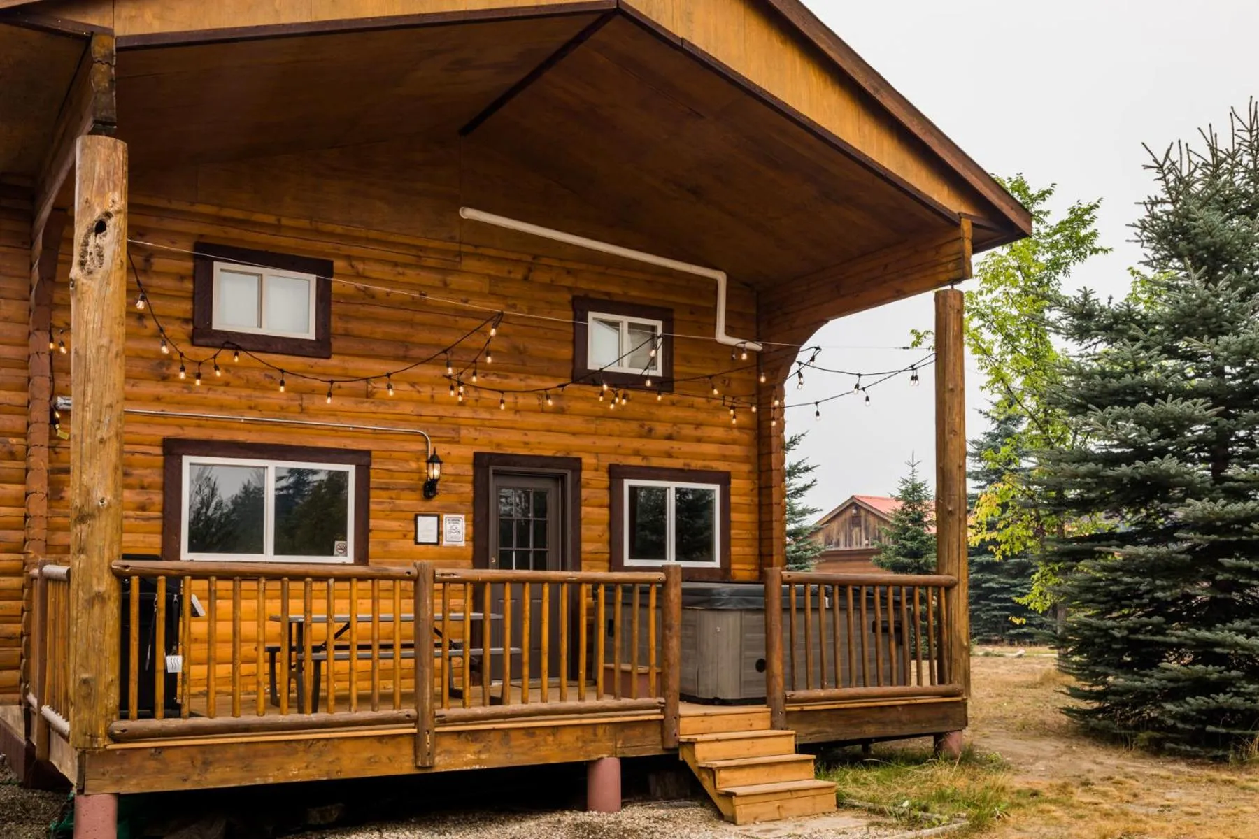 Glacier House Hotel & Resort