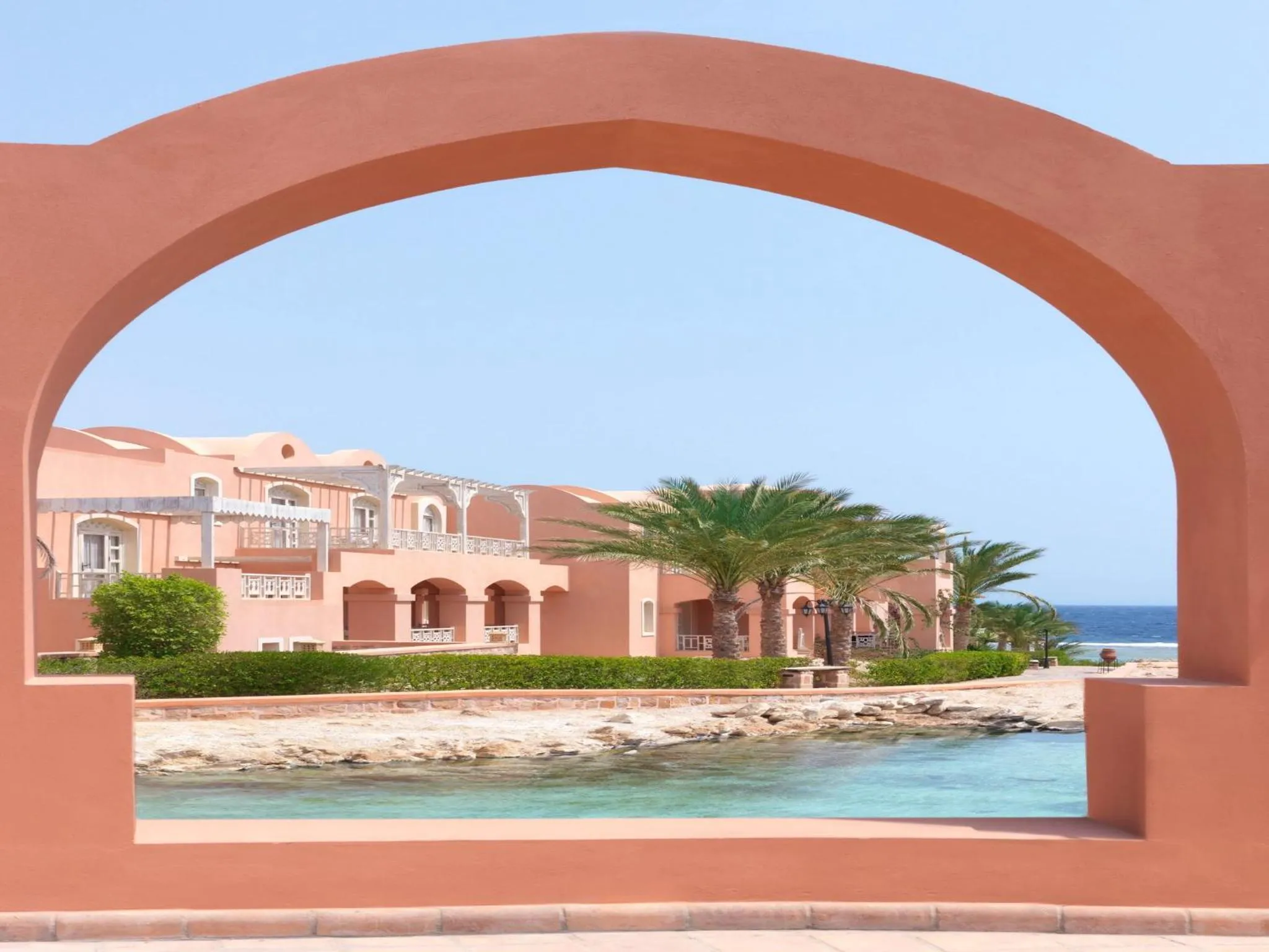 Facade/entrance in Radisson Blu Resort El Quseir