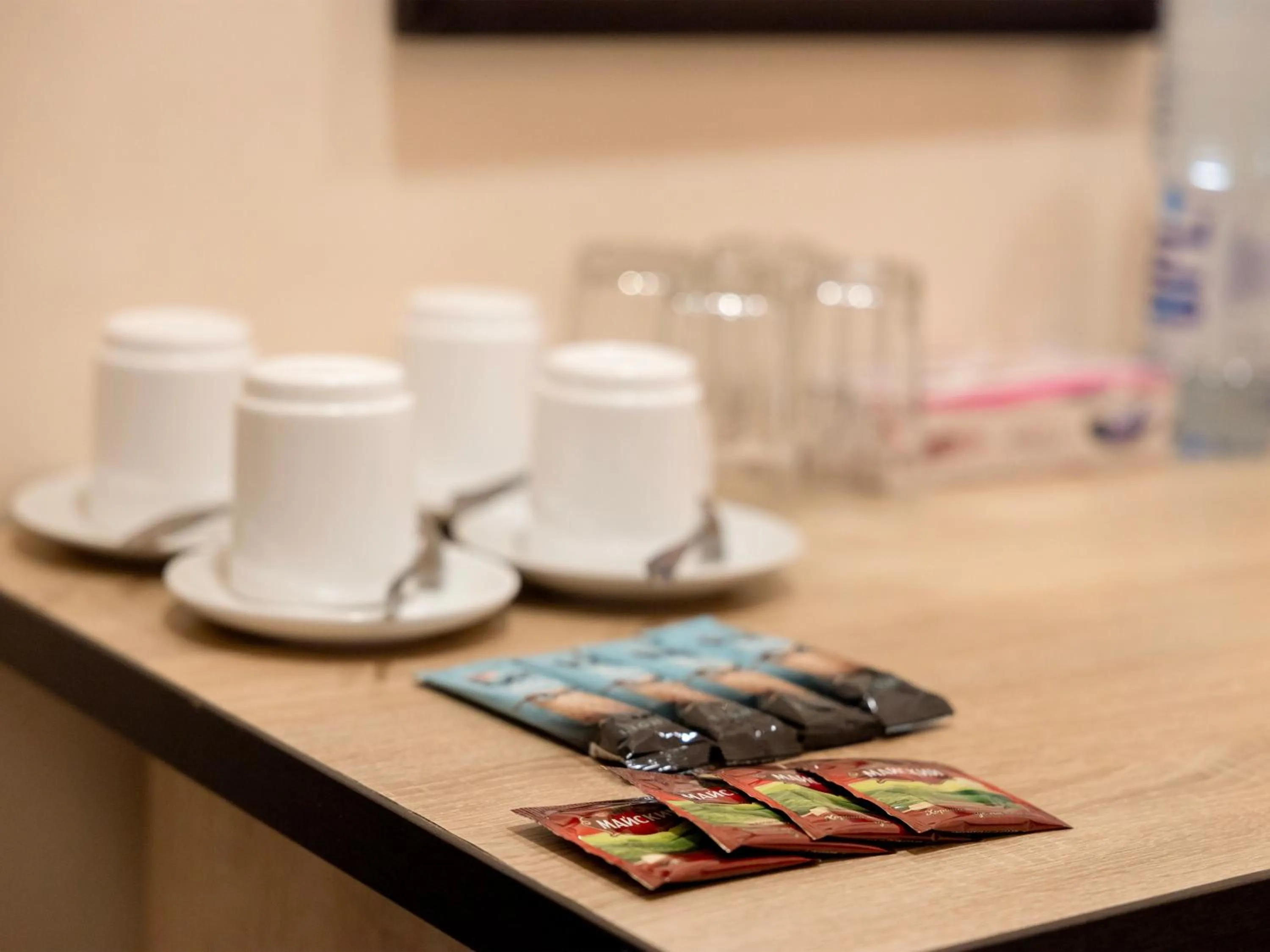 Coffee/tea facilities in Comfort Hotel