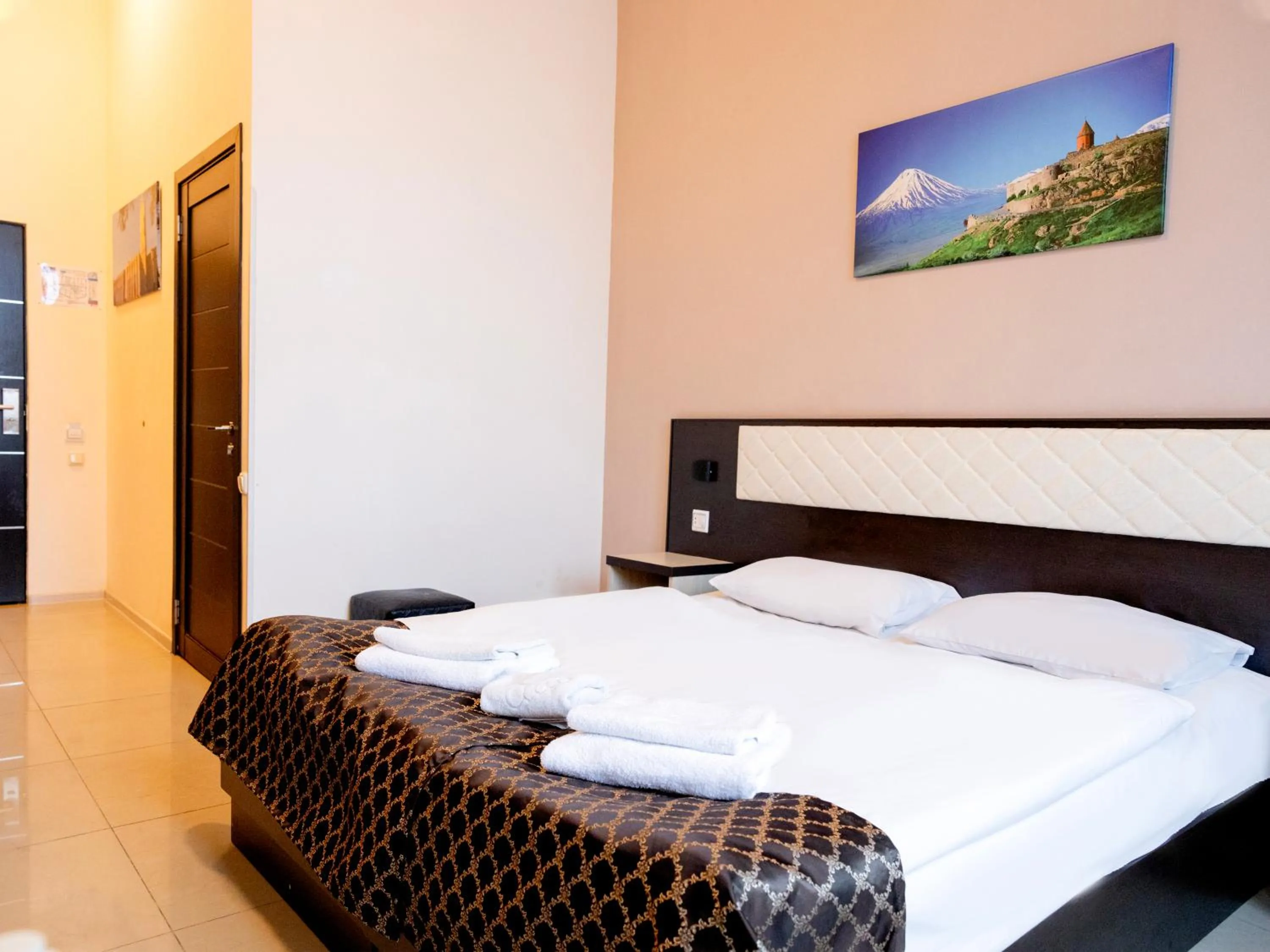 Bed in Comfort Hotel