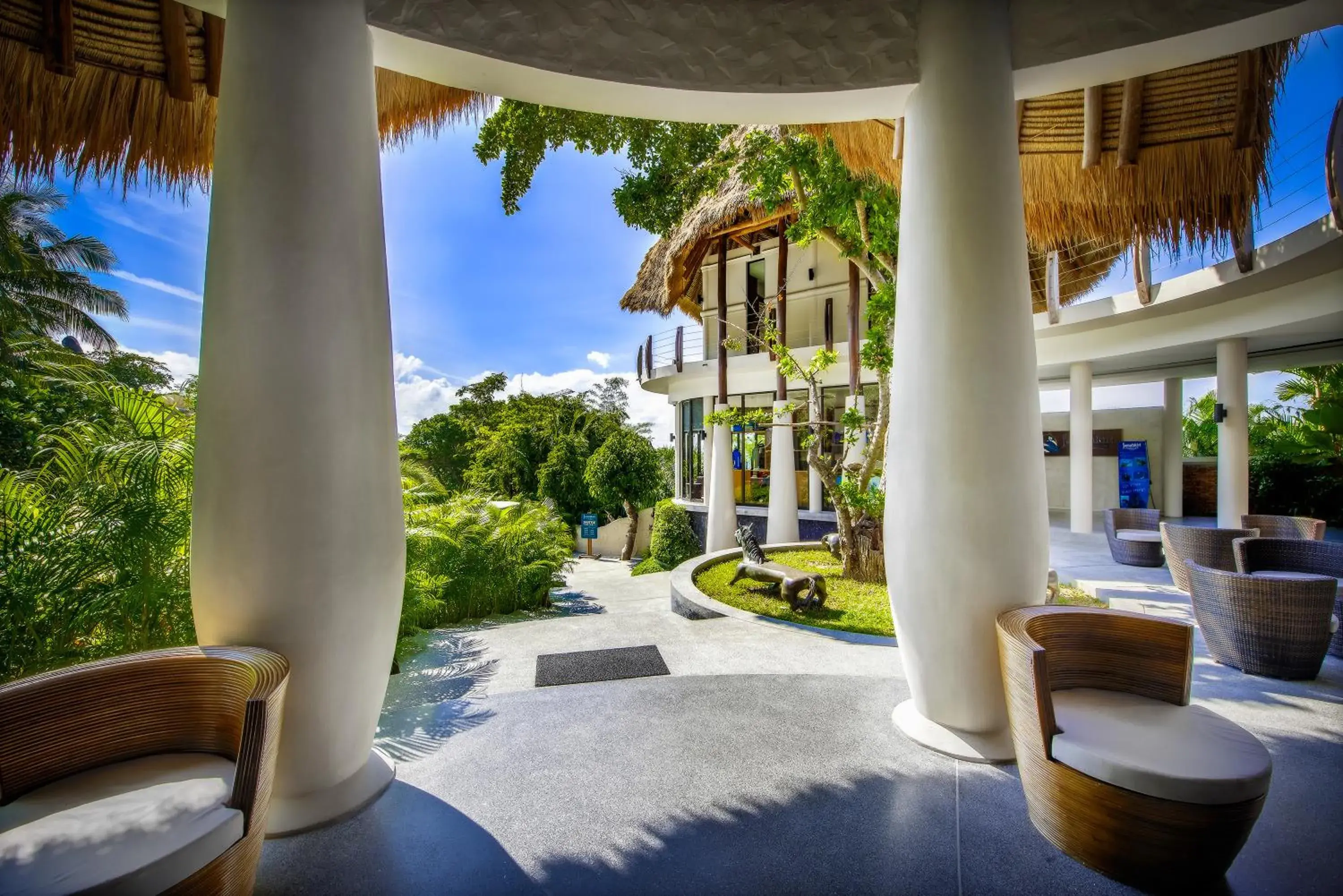 Lobby or reception in Jamahkiri Dive Resort & Spa Lobby or reception in Jamahkiri Dive Resort & Spa