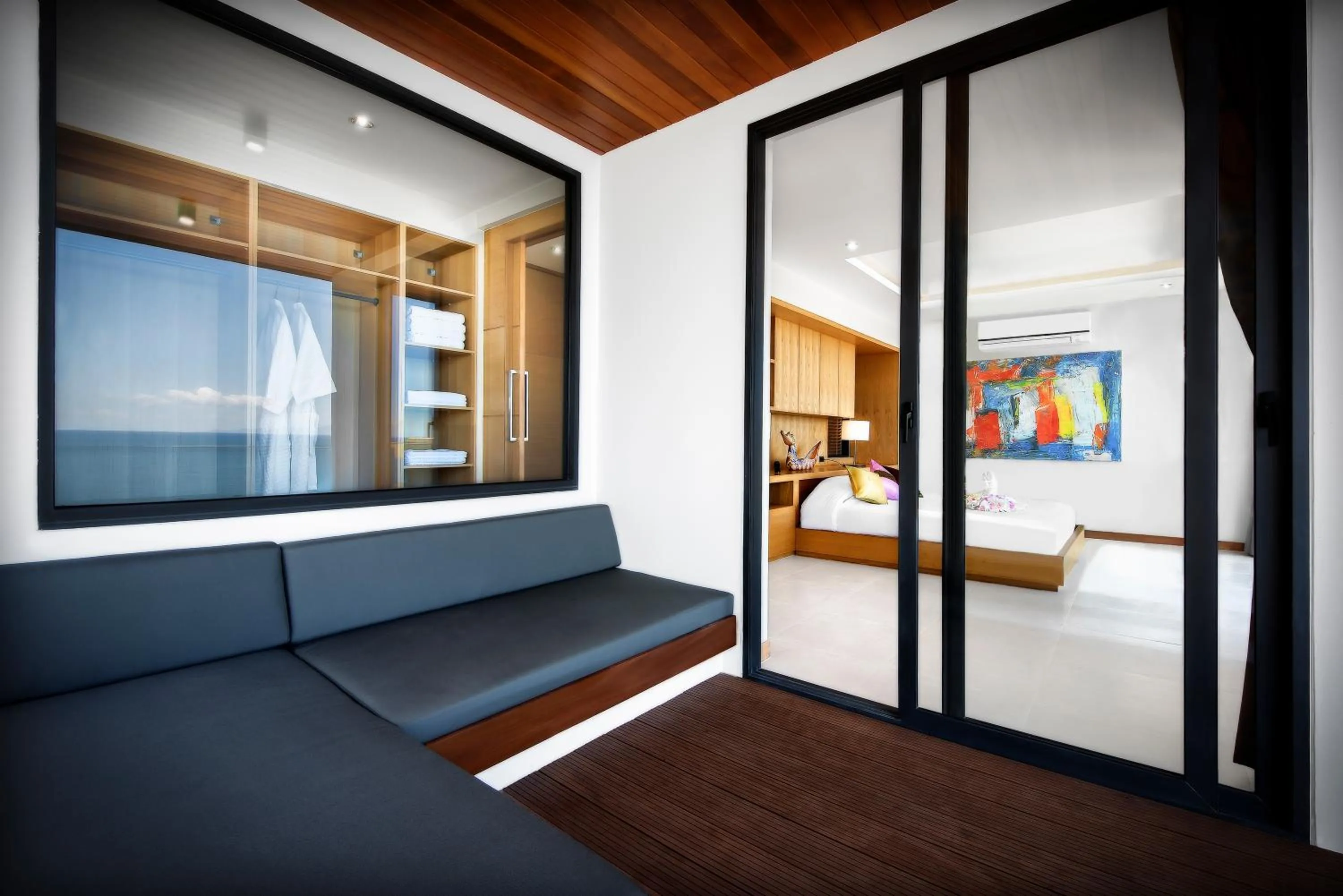 Seating area, Bed in Jamahkiri Dive Resort & Spa