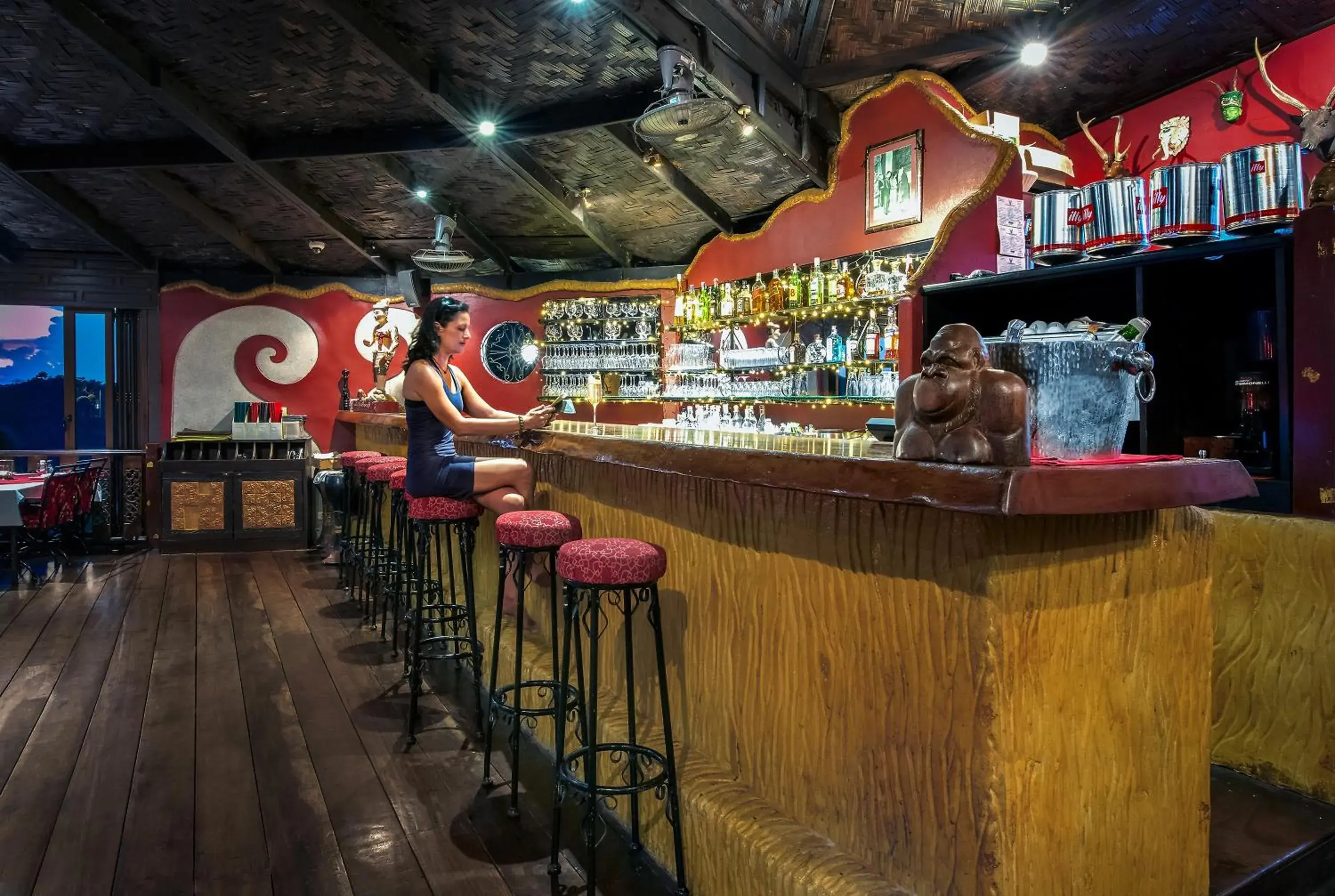 Lounge or bar in Jamahkiri Dive Resort & Spa Lounge or bar in Jamahkiri Dive Resort & Spa