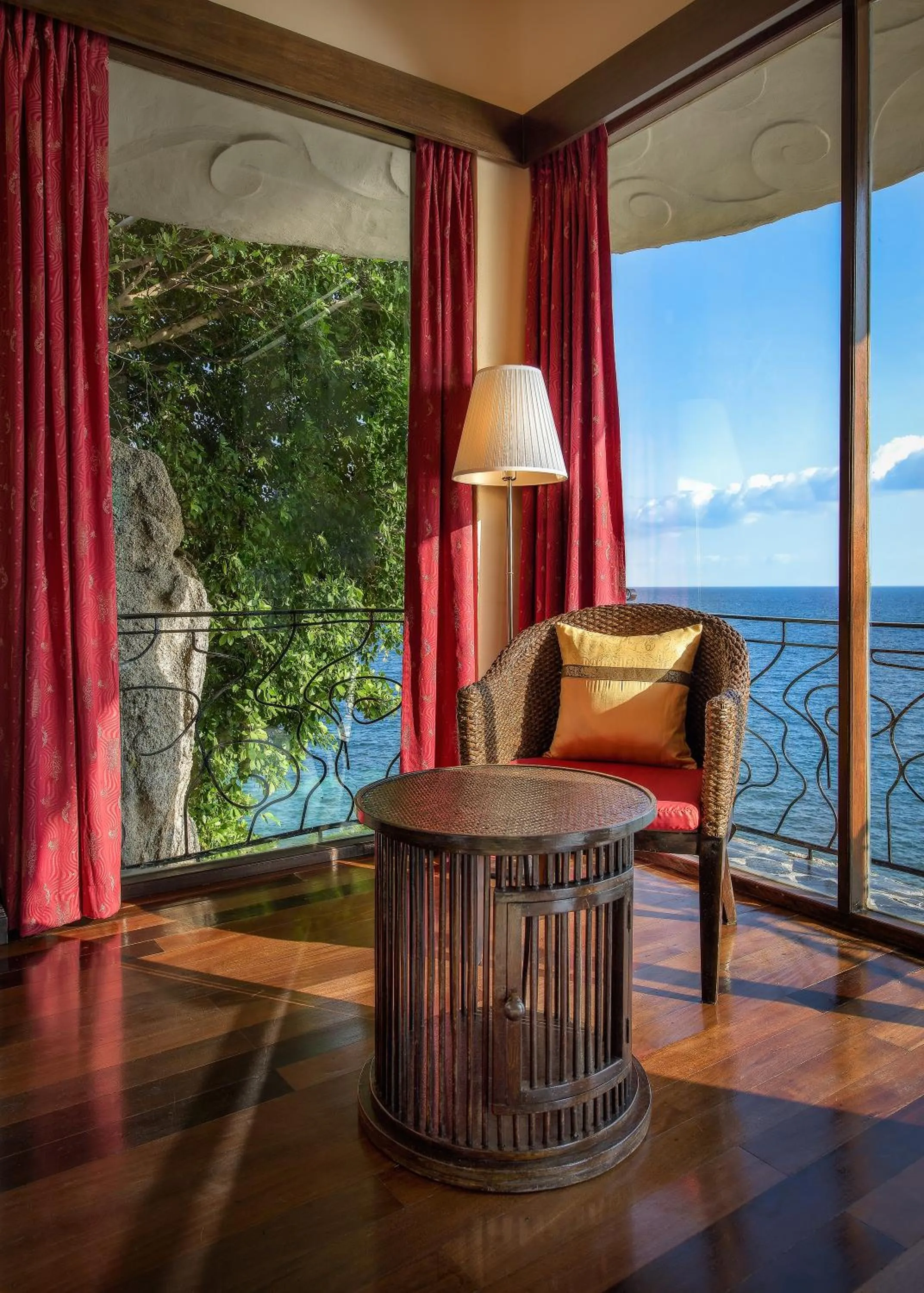 Seating area in Jamahkiri Dive Resort & Spa