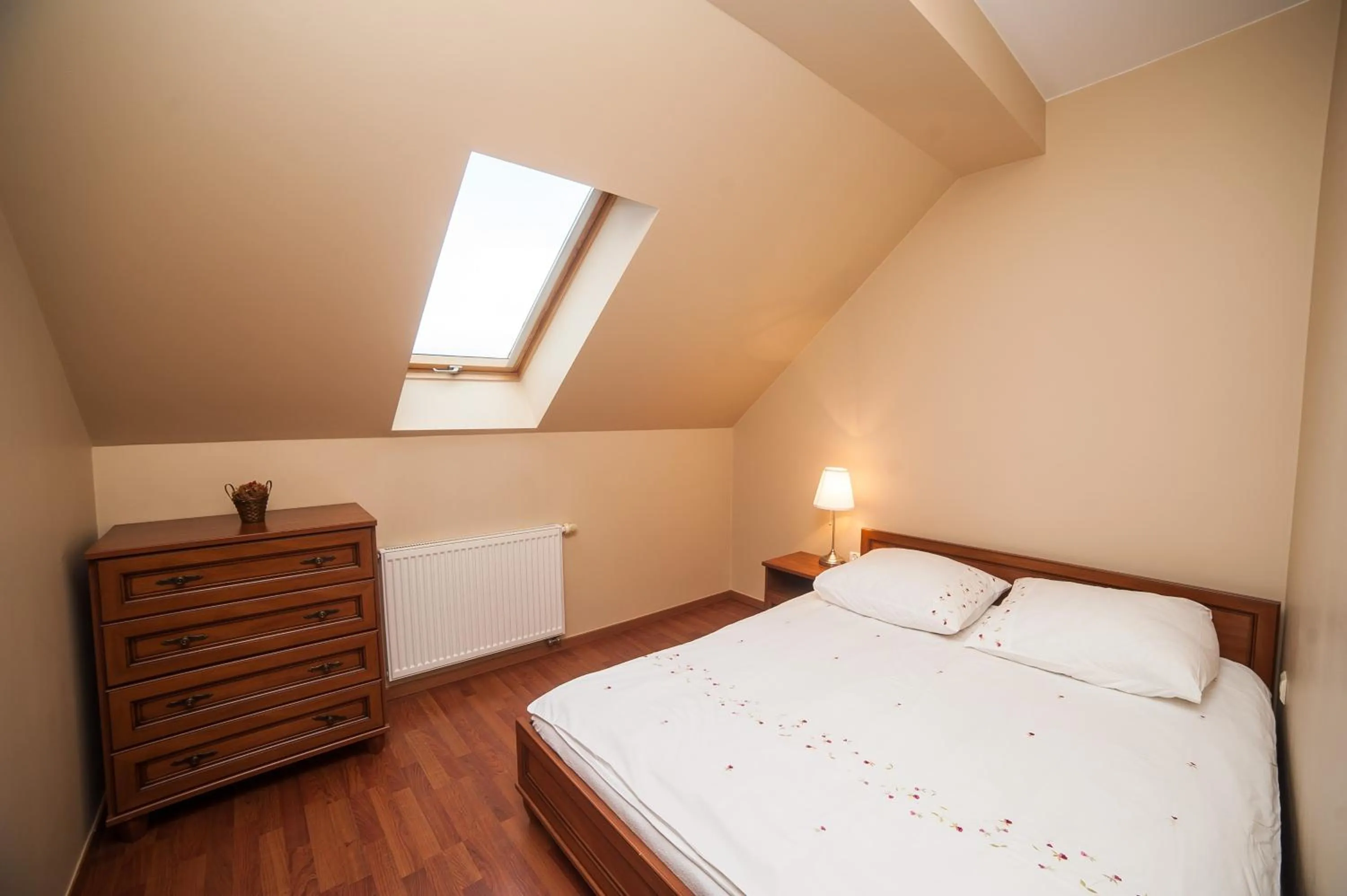 Photo of the whole room, Bed in Apartamenty Dom na Wzgórzu Gardenia