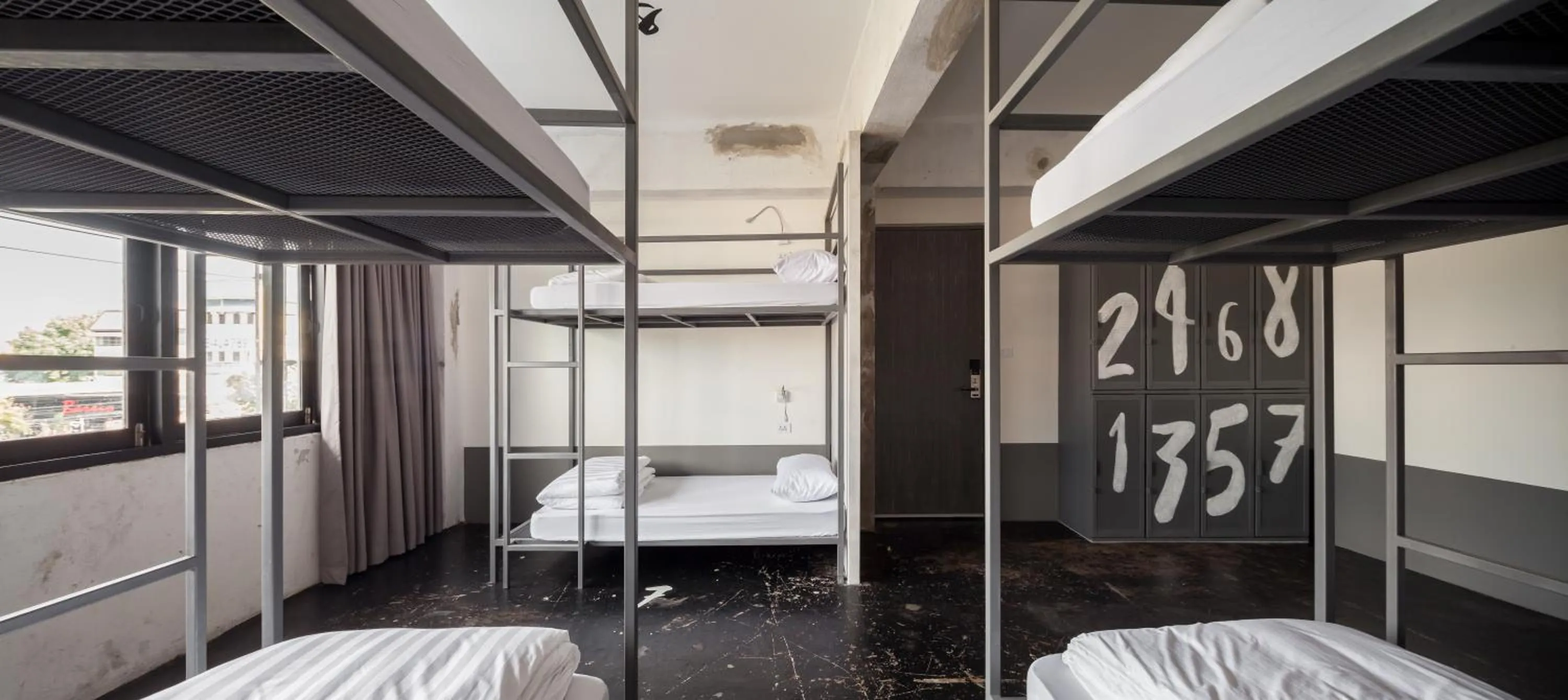 bunk bed, Bed in Thunder Bird Hostel