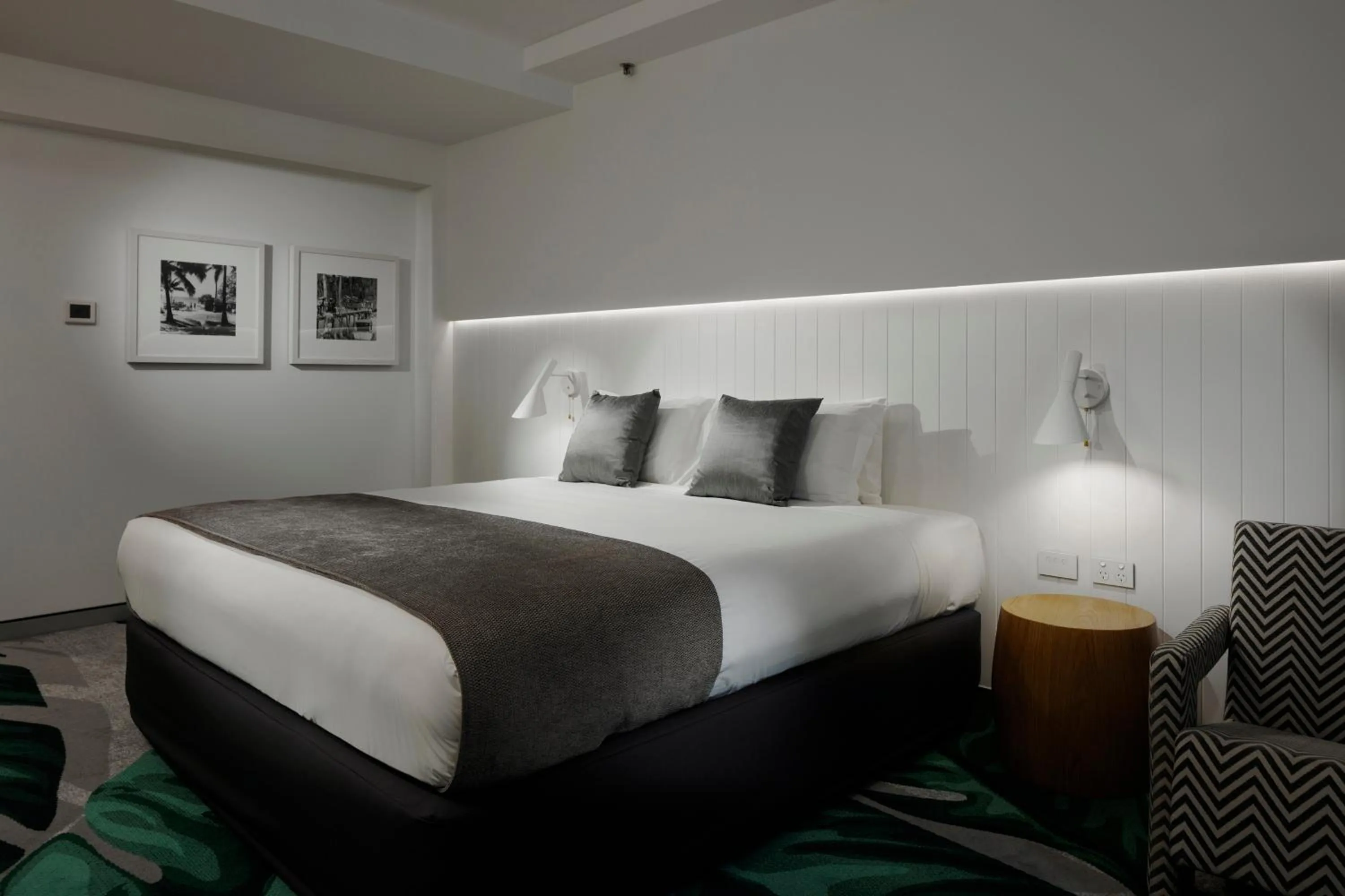 Bed in The Ville Resort - Casino