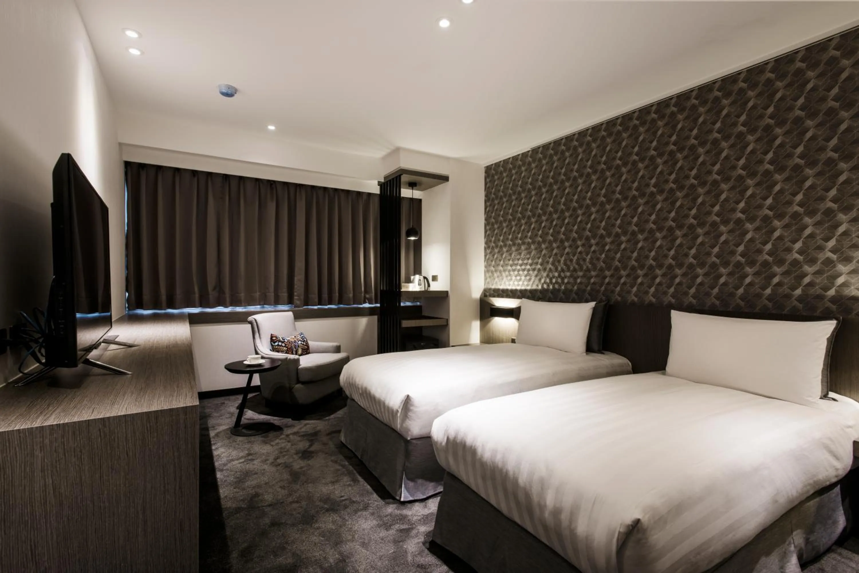 Photo of the whole room, Bed in Wonstar Hotel