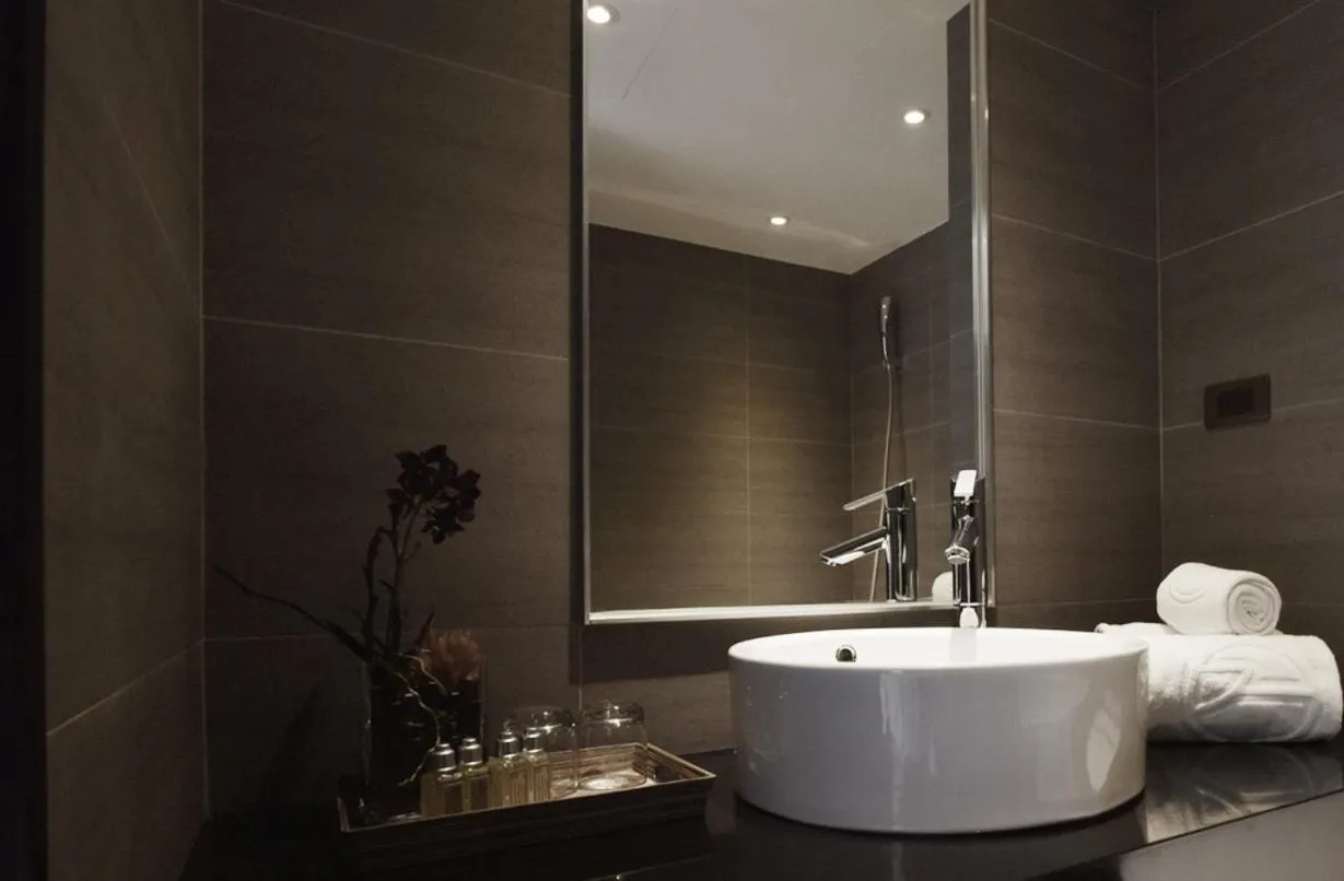 Bathroom in Wonstar Hotel