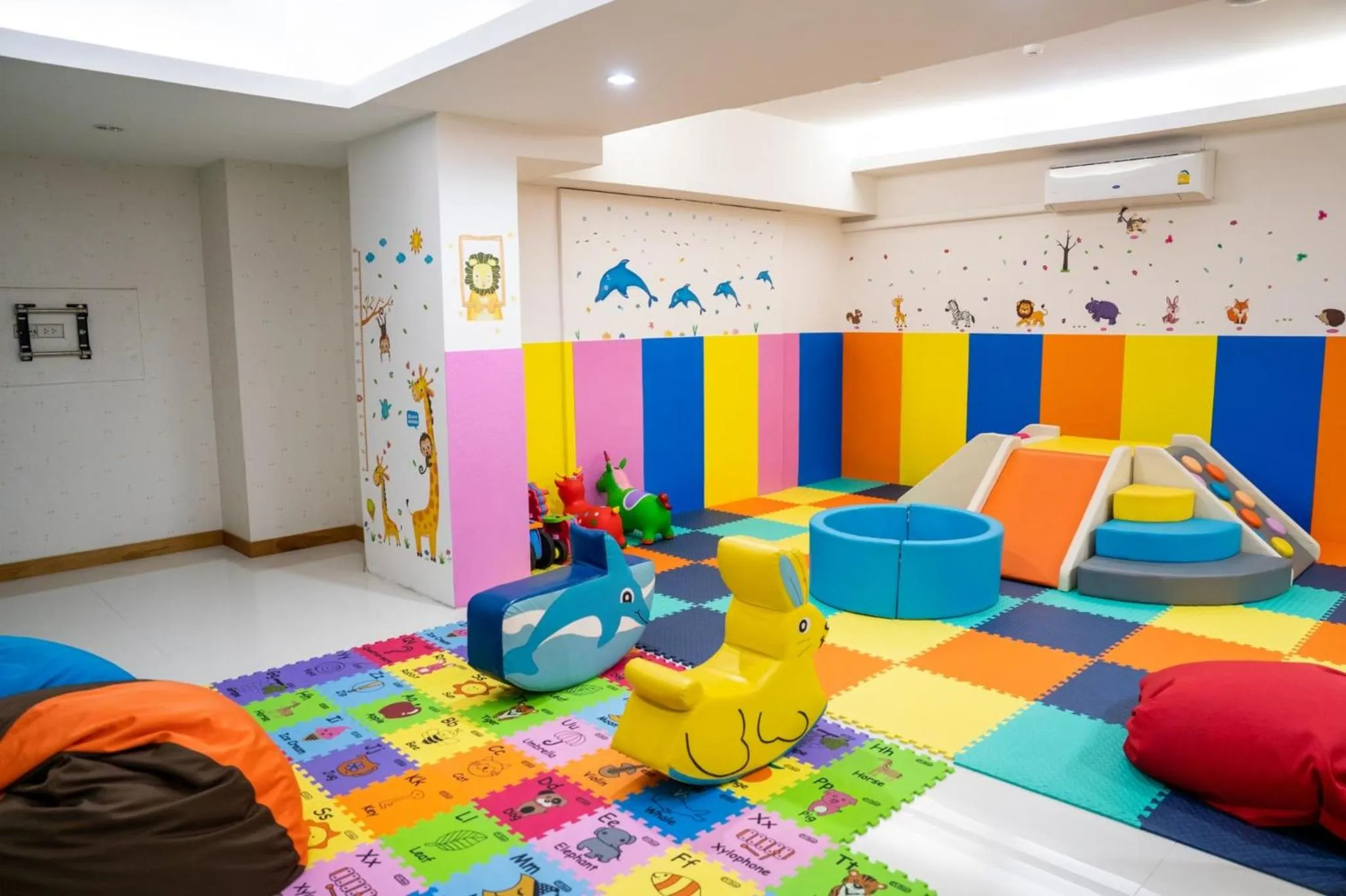 Kids's club in Sunbeam Hotel Pattaya