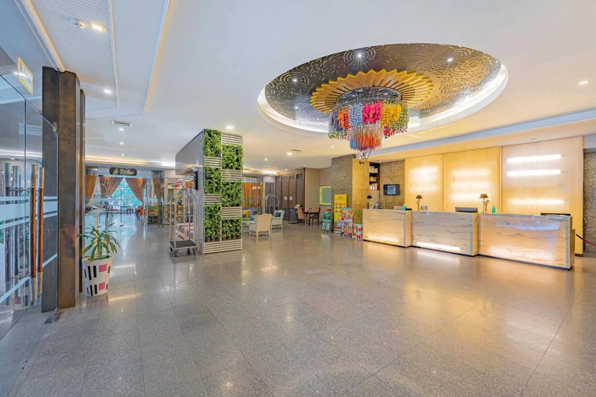 Lobby or reception in Sunbeam Hotel Pattaya