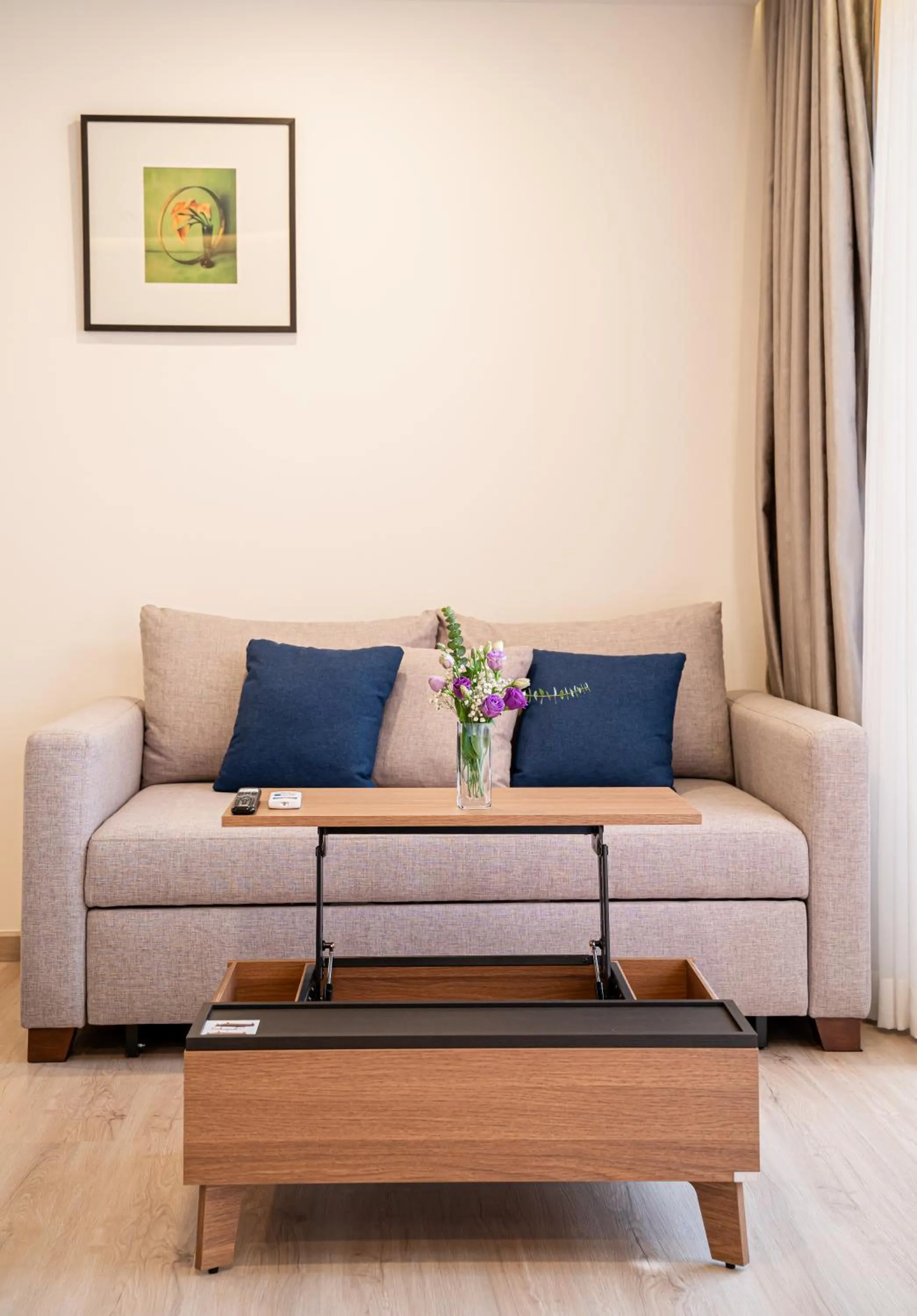 Seating area in Sunbeam Hotel Pattaya