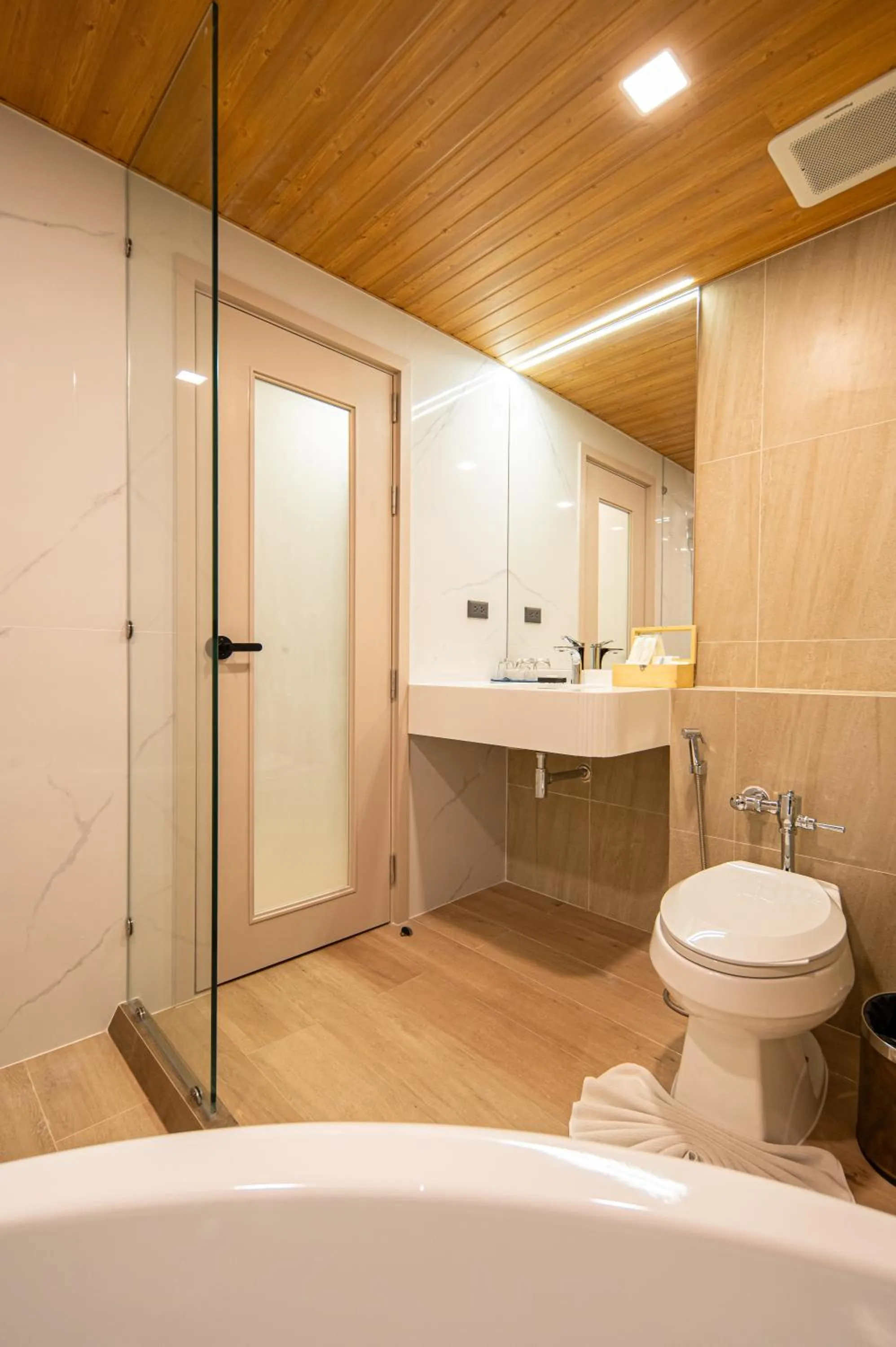 Bathroom in Sunbeam Hotel Pattaya