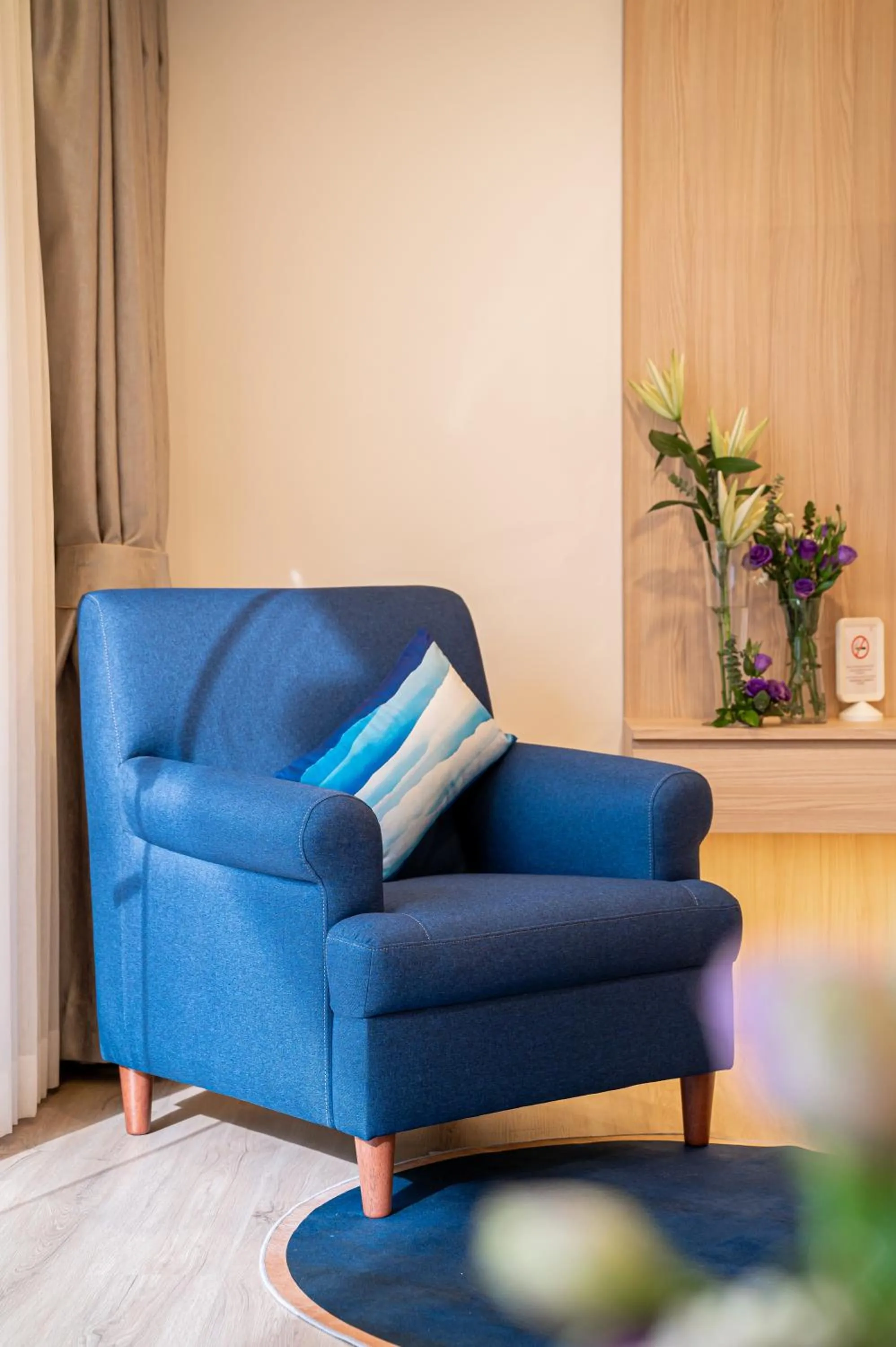 Seating area in Sunbeam Hotel Pattaya